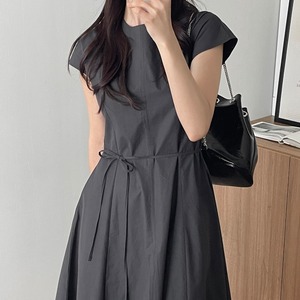 半袖ロングワンピース フレンチ袖ワンピース レディース ワンピース ドレスワンピース ワンピドレス シャツワンピ ロング フレンチスリーブ 半袖 クルーネック ラウンドネック Aライン スマート スリム 細身 ウエストリボン リボン かわいい 大人可愛い きれいめ シンプル カジュアル 上品 おしゃれ ガーリー エレガント ベーシック 無地 春 夏 通勤 通学 デート お出かけ 女子会 休日 ショッピング 体型カバー モテ 清楚 インスタ映え ゆったり 普段使い フェミニン
