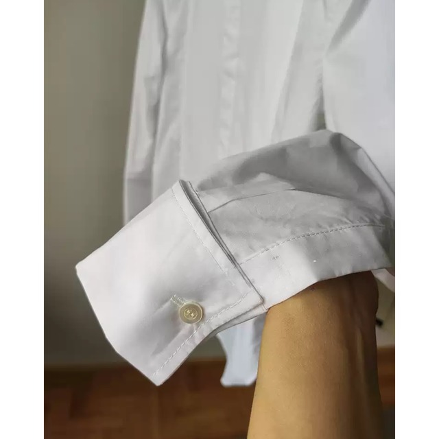 【ワンポイント刺繍ラウンドネックシャツ】P00179