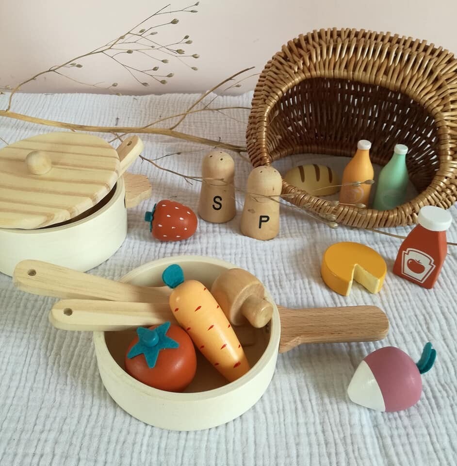 Egmont Toys エグモントトイズ 木製 おままごと キッチンツールセット