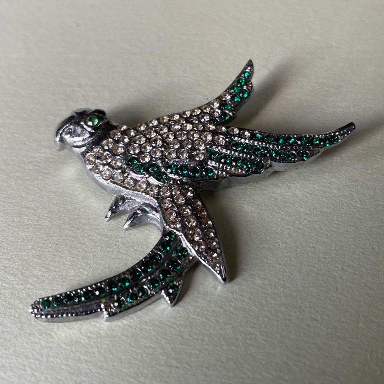 シルバーブローチ