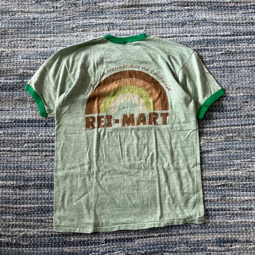 REI-Mart Original Merchandise Rainbow Tee shirt/.Russel Athletic/XL