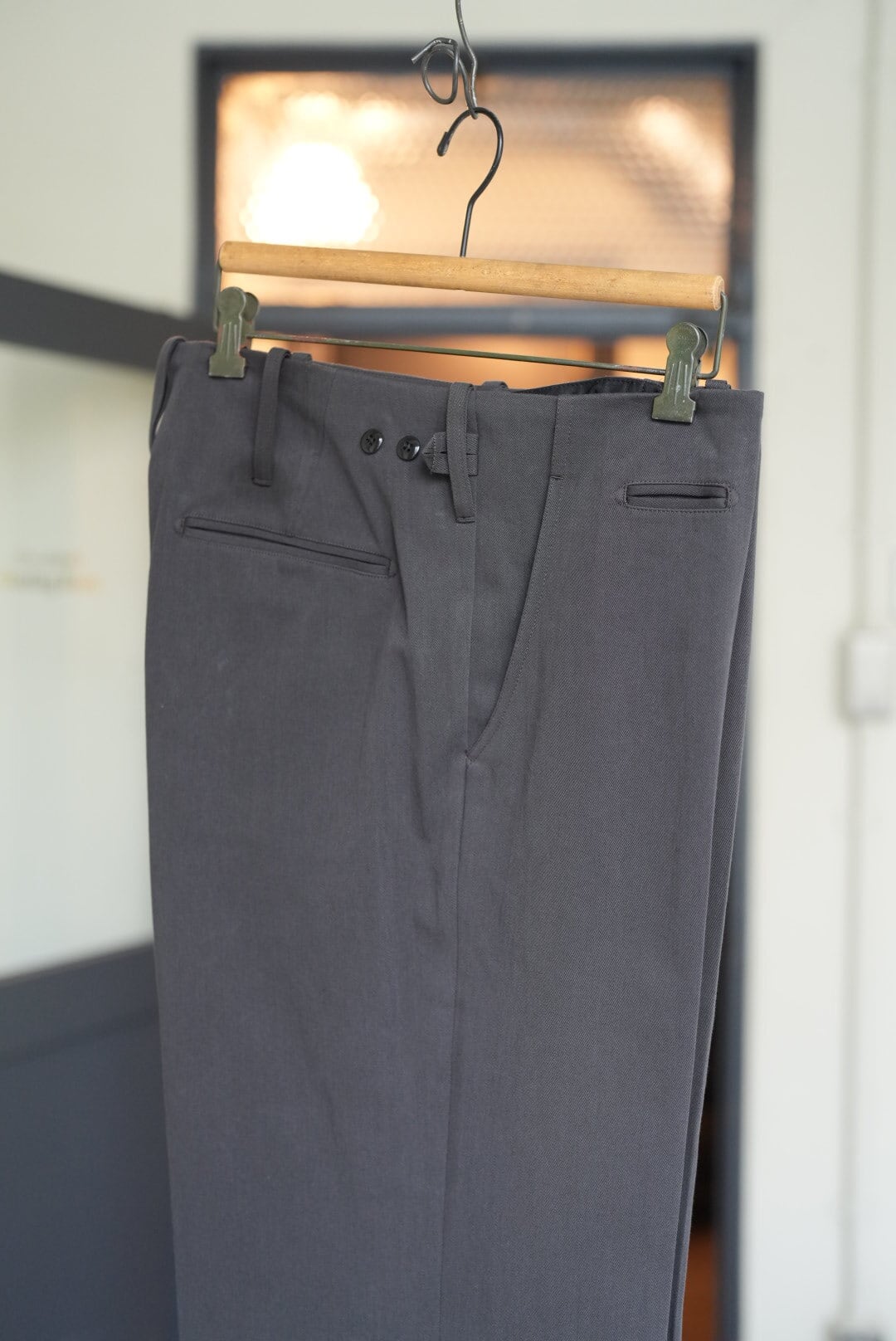 MAATEE&SONS CHINO TROUSER -GRAYSHAMBRAY- | TOMMY'S KURAMAE MAATEE&SONS CHINO TROUSER -GRAYSHAMBRAY- | TOMMY'S KURAMAE