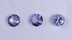 YouTube174-7 ゾイサイト3石BOX