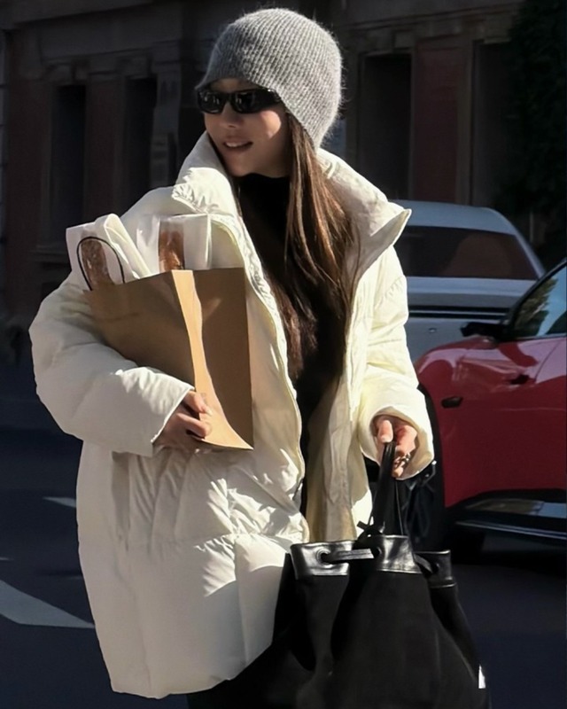 ミニマルスタンドカラーダウンコート　A25331