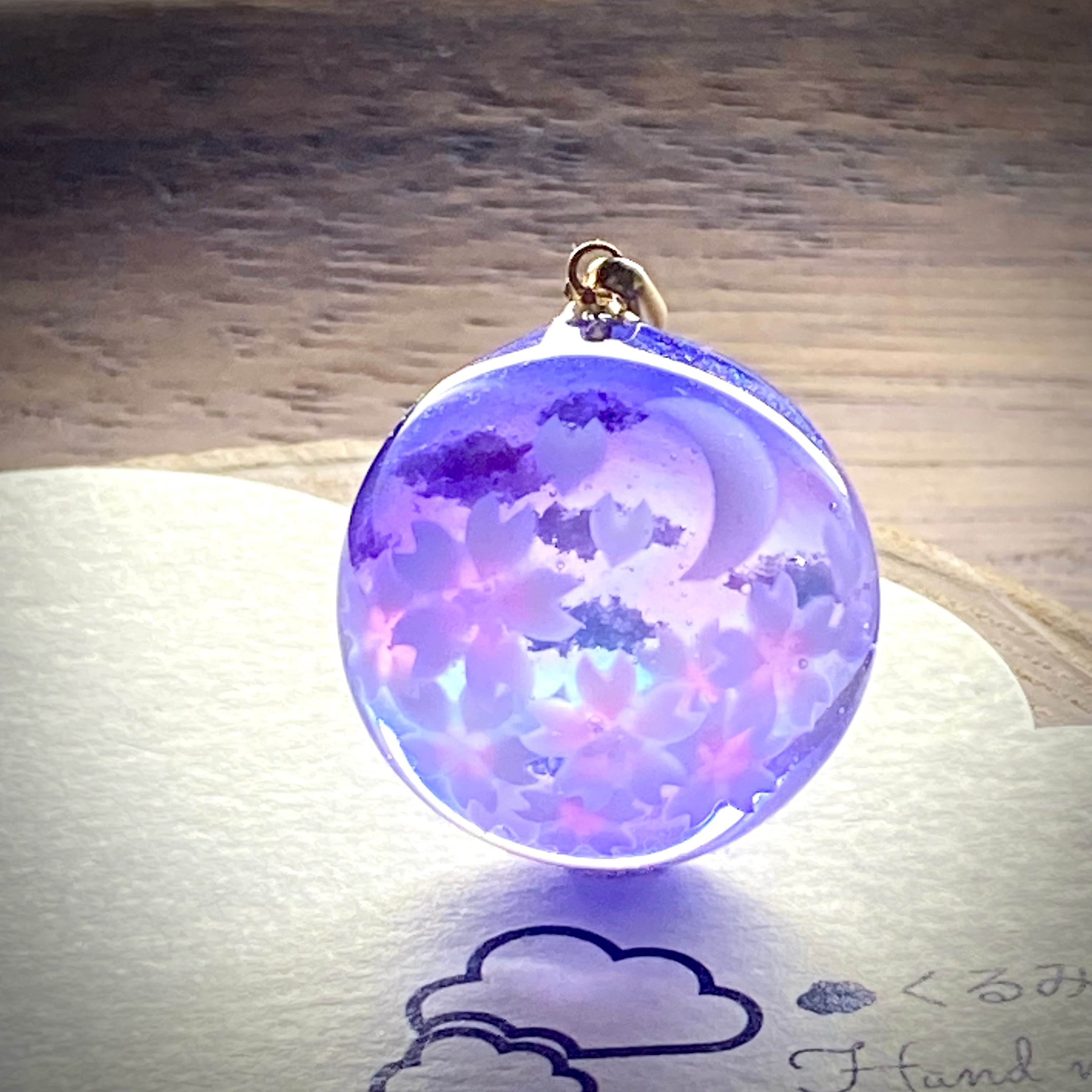 半球の雲レジン 三日月と夜桜