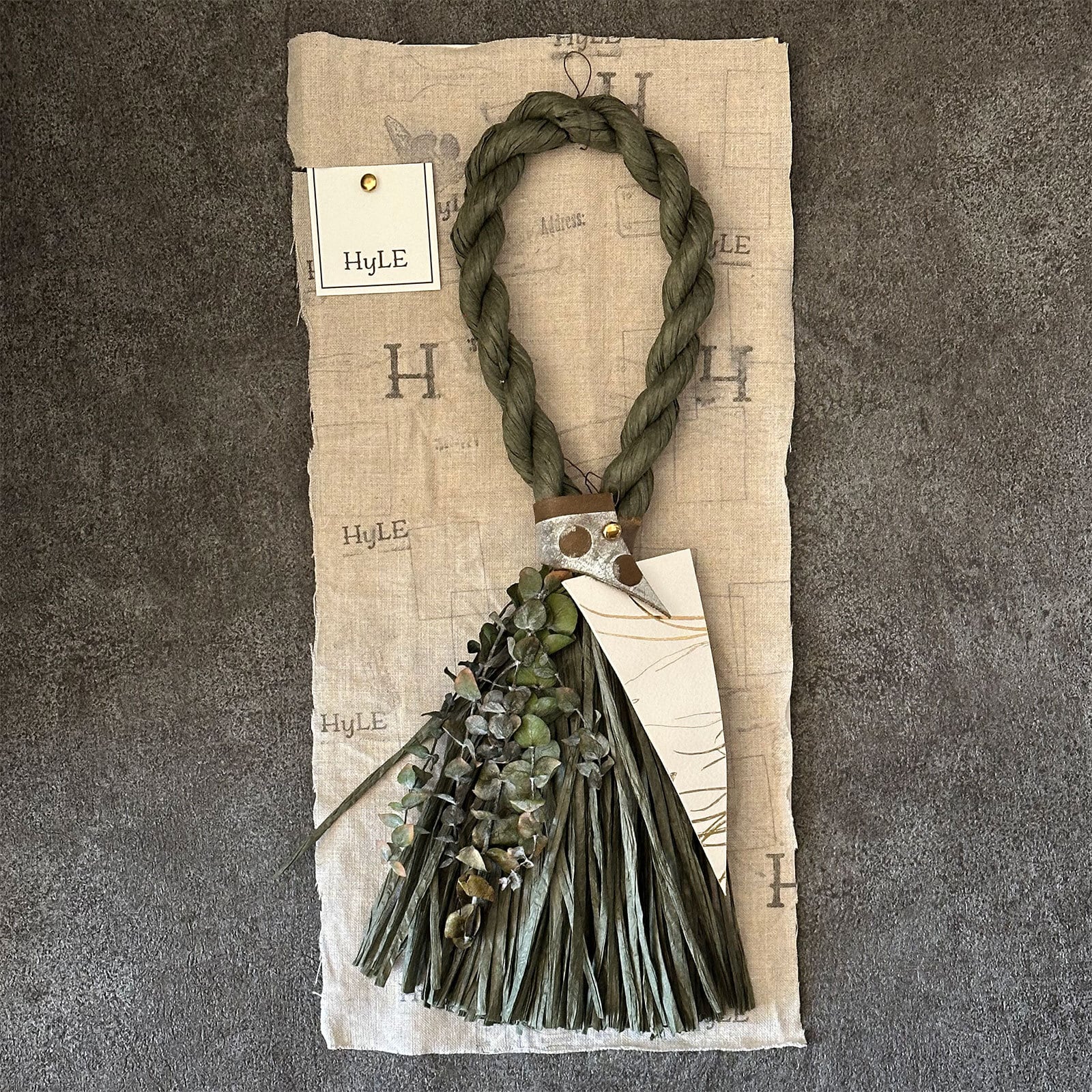 レザー+ユーカリしめ縄（モスグリーン） | HyLE