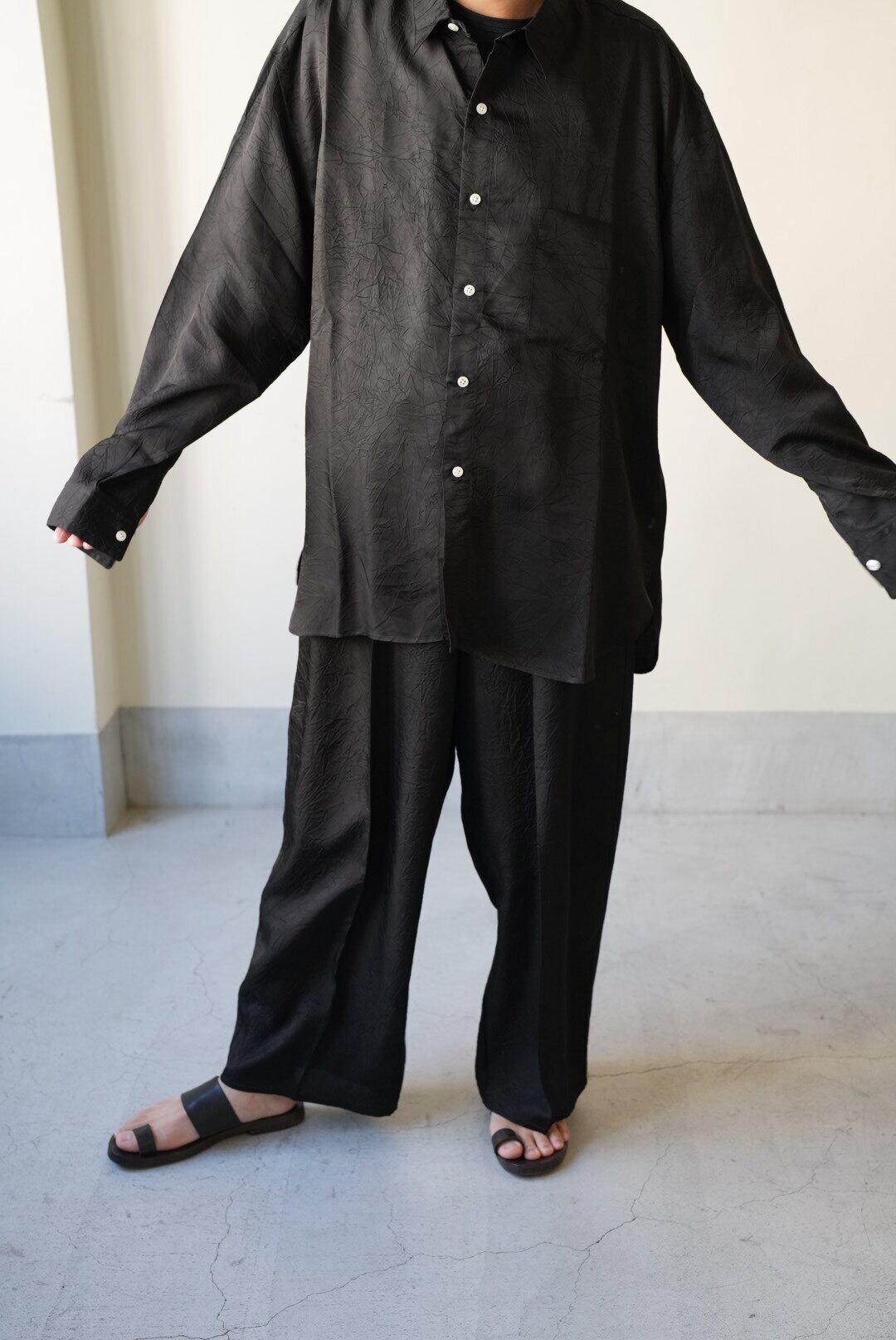 Cristaseya OVERSIZED PYJAMA PANTS BLACK | TOMMY'S KURAMAE