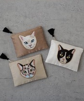 キャット刺繍フラットポーチ 17×13cm  ミックス猫