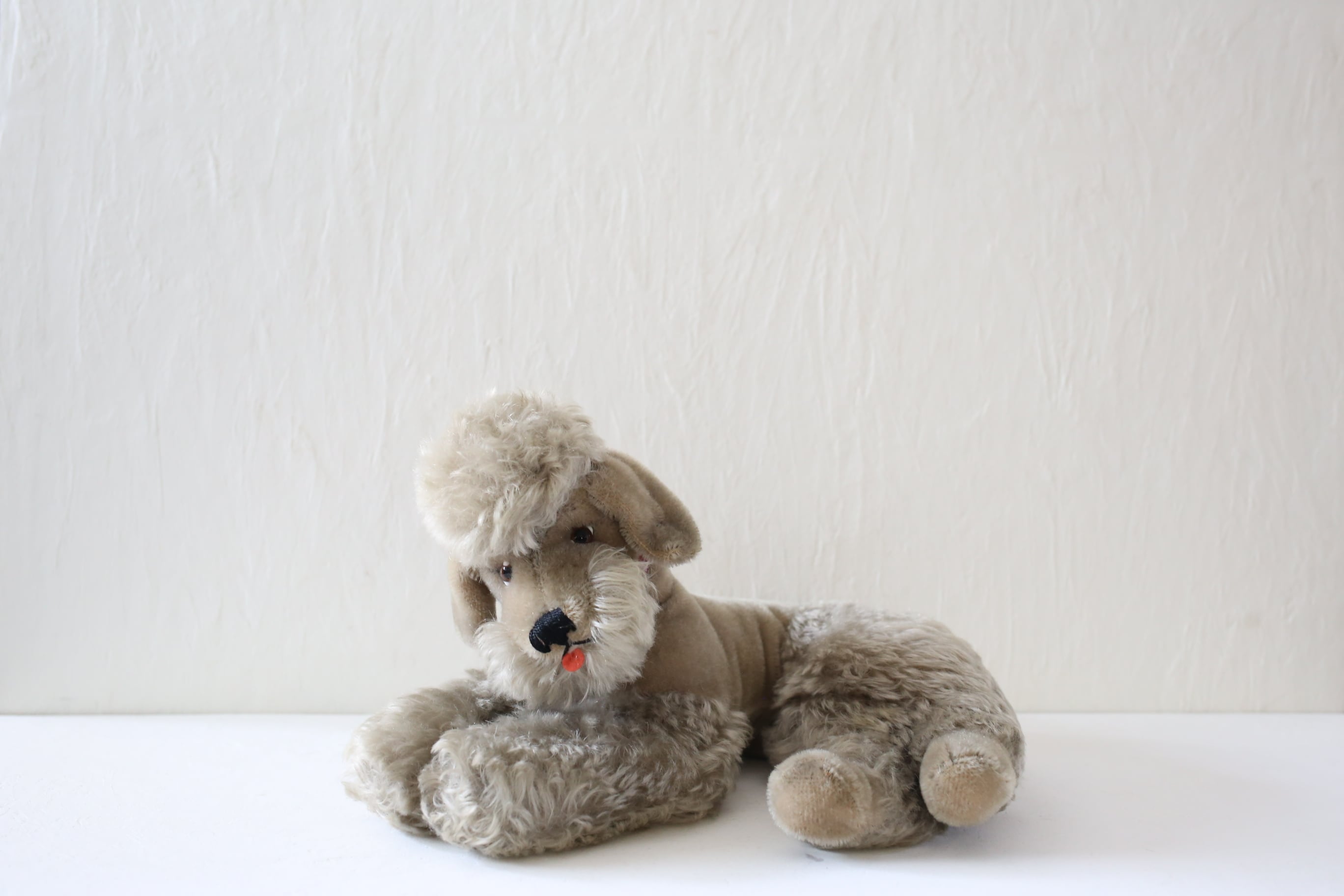 ドイツ ヴィンテージ Steiff シュタイフ『Snobby』( 寝そべりタイプ