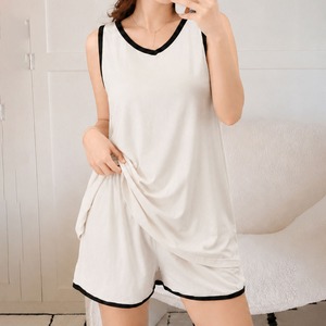 ルームウェア セットアップ レディース 夏 カップ付き パジャマ 部屋着 Vネック タンクトップ ショート パンツ バイカラー 上下セット ノンワイヤー ゆったり 楽ちん リラックス ワンマイル お泊り [LS-CGZ032]