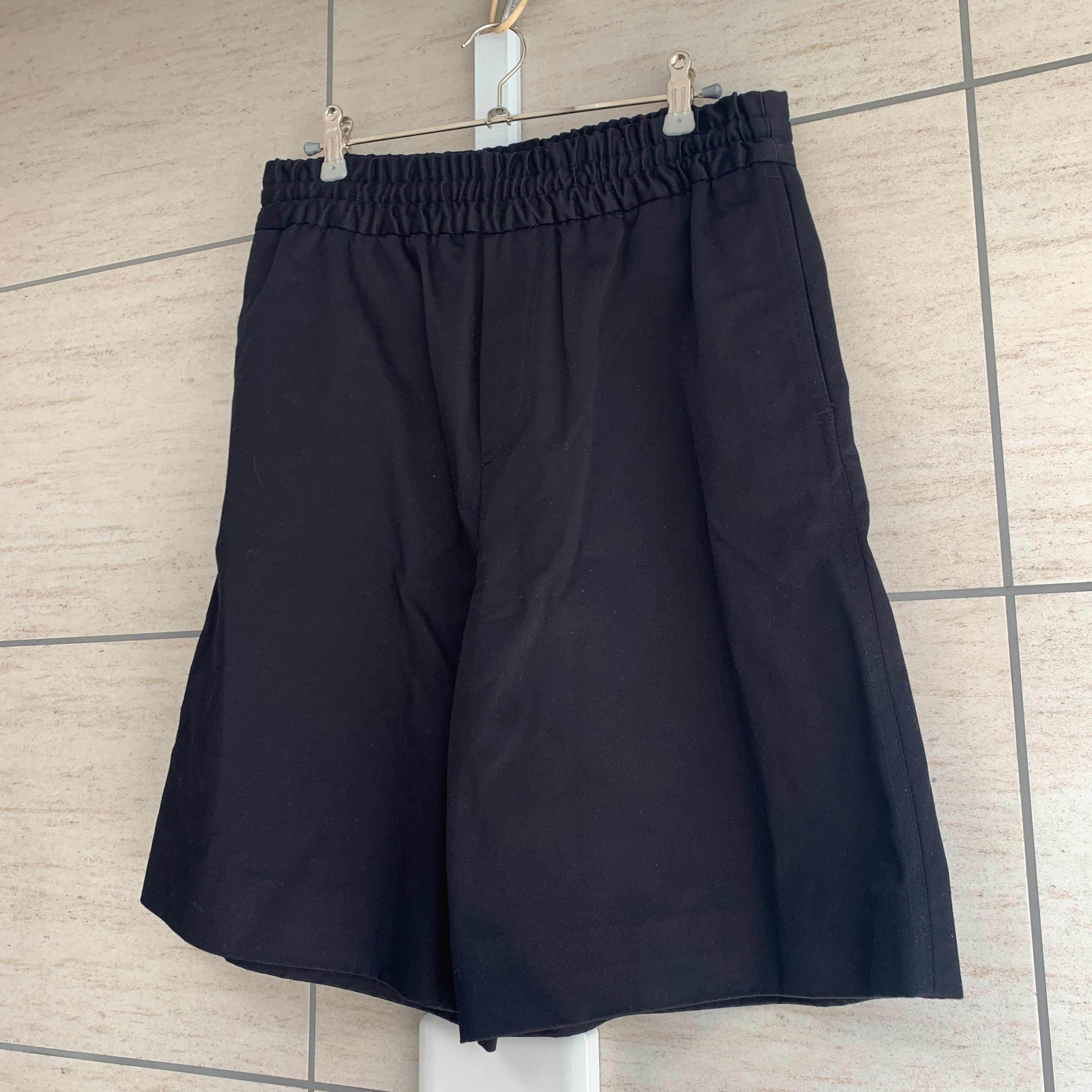 ACNE STUDIOS アクネストゥディオズ SHORTS WITH SLIP POCKETS