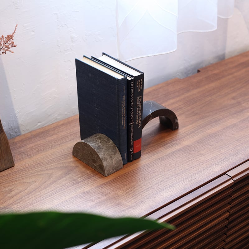 アーチ型ブックエンド ブラック［ ISHIZO］ | REAL Style online shop