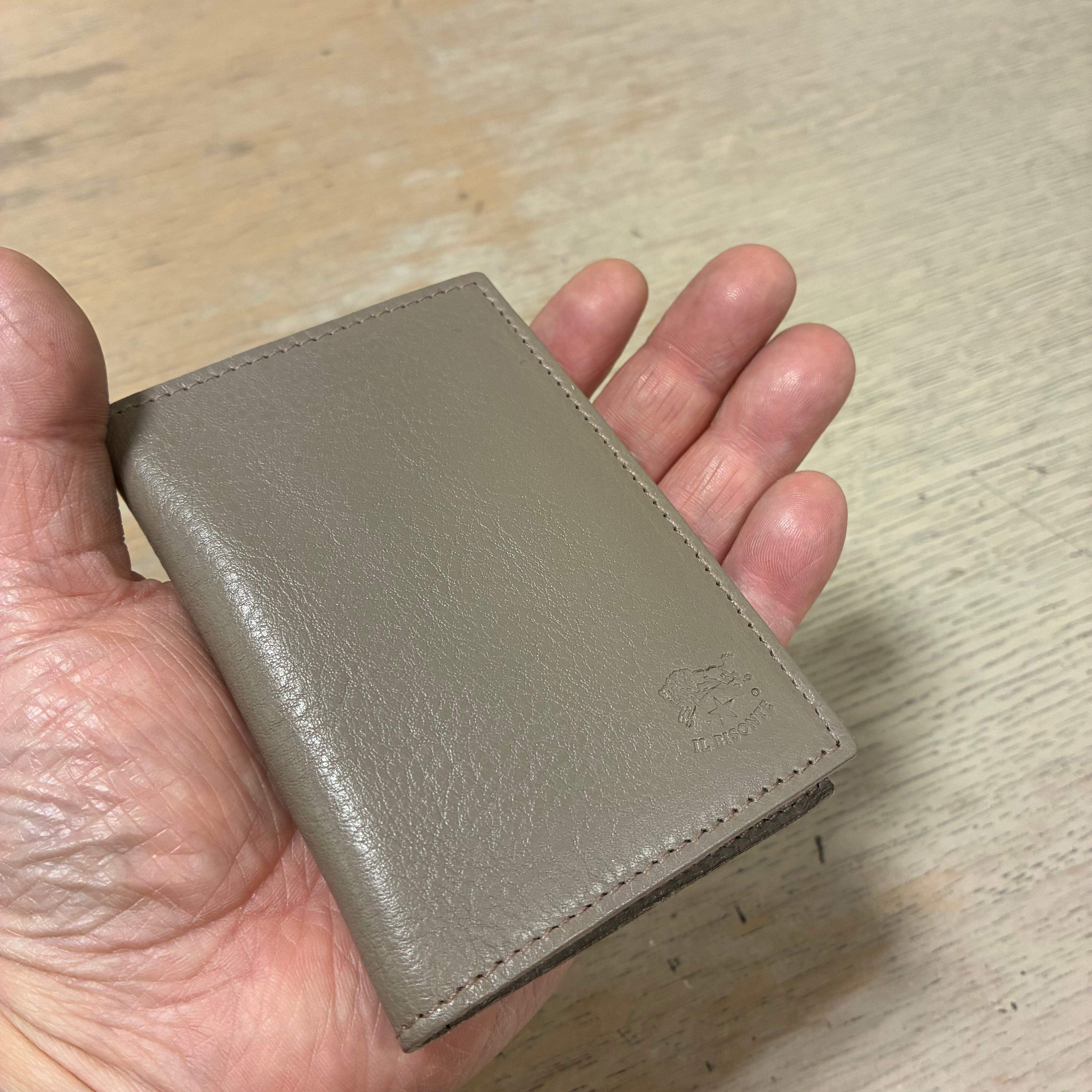 IL BISONTE グレー ケース 新品未使用 イルビゾンテ IL BISONTE（イルビゾンテ） カードケース 名刺入れ スナップボタン