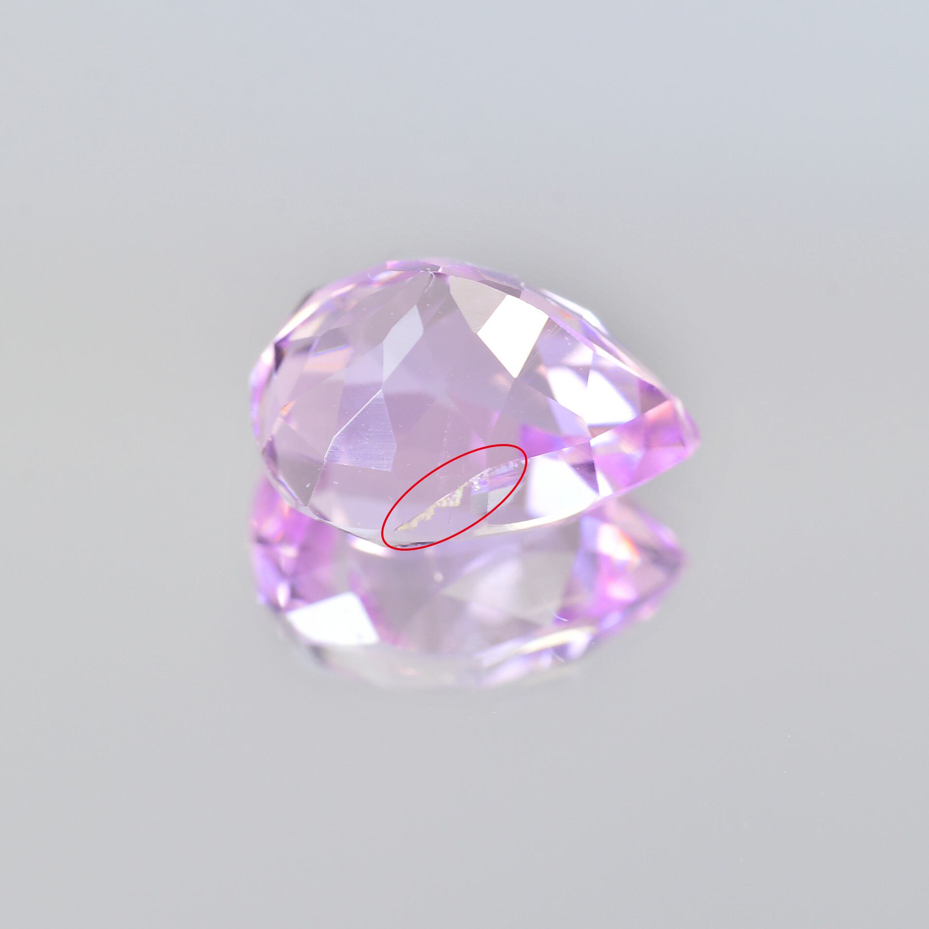 ピンクサファイアルース 1,103ct ピンクスターサファイア Pt900 輝き 