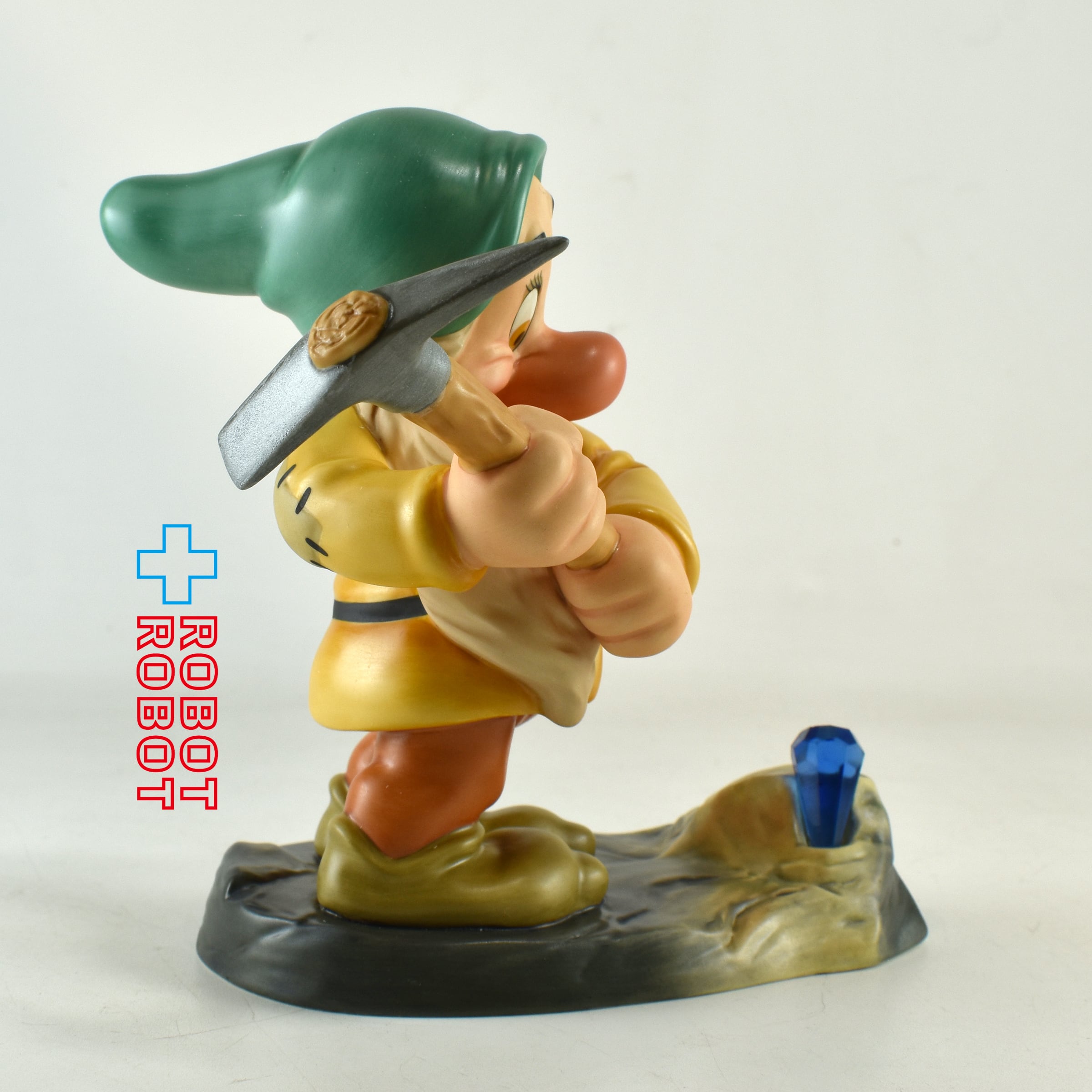 ディズニー WDCC 白雪姫と7人のこびと バッシュフル（てれすけ