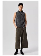 Simple Project Pineapple Hooded Vest