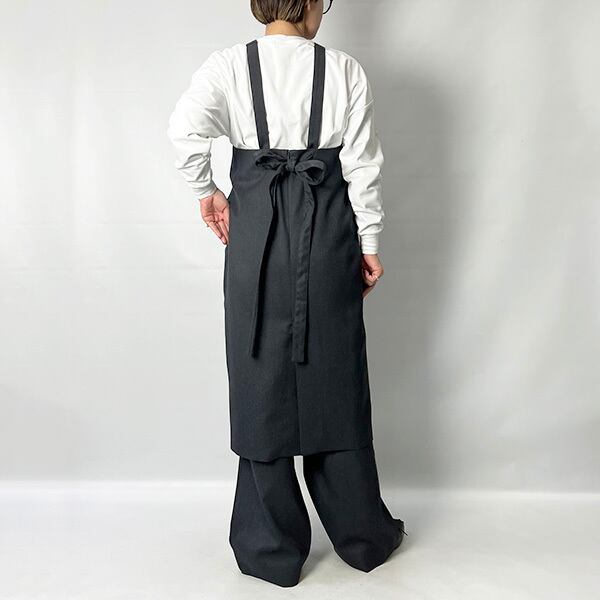 【DK.GRAY】<LOEFF>W ギャバ エプロンドレス LOEFF＞W ギャバ エプロンドレス