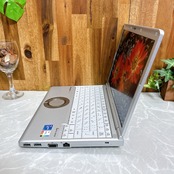 2021年式 Panasonic Let’s note SV1 / 第11世代 Core i5 / メモリ16GB / SSD256GB / FHD