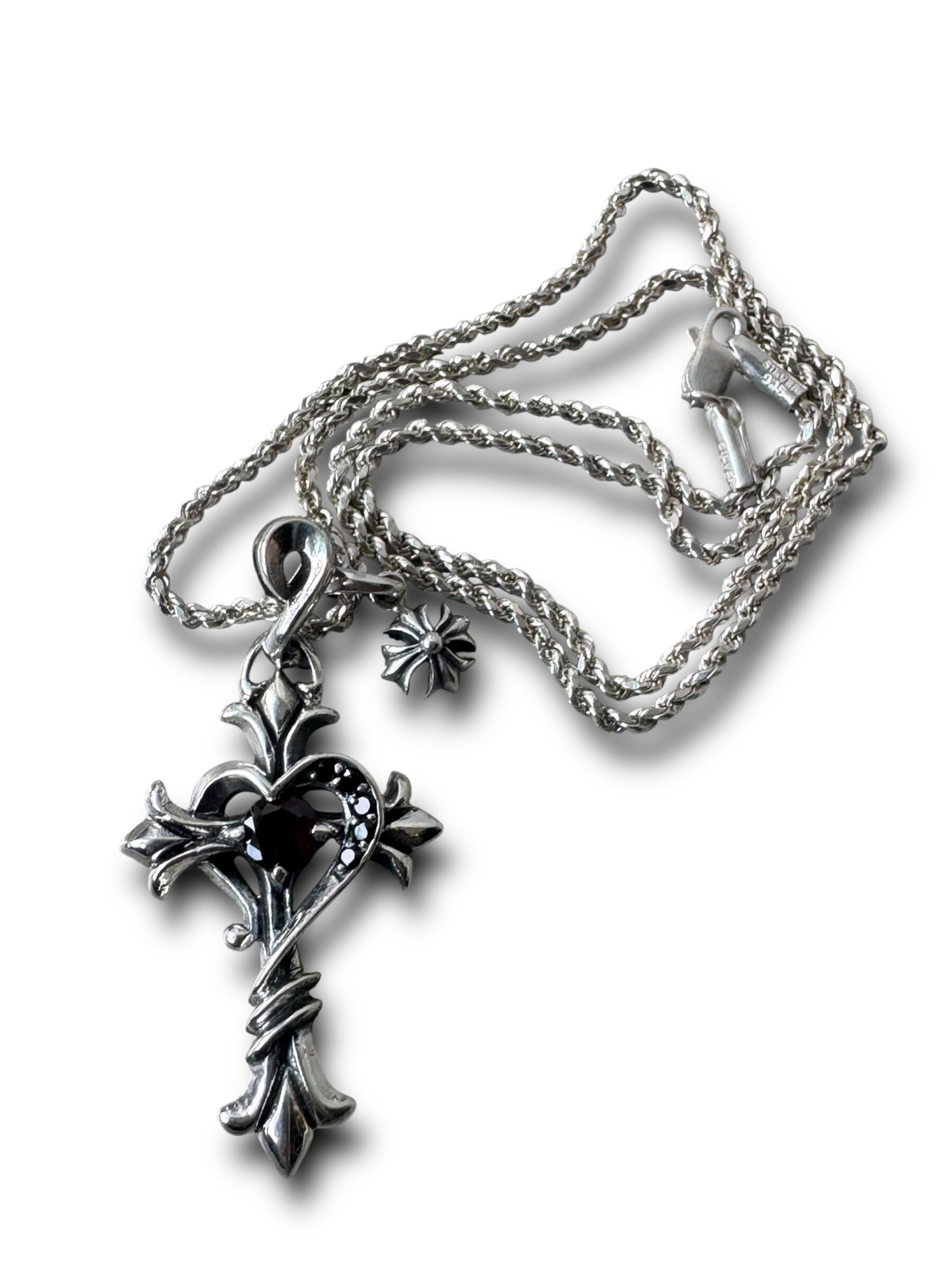 Special‼️♾vintage silver jewelry♾️ cross×crown motif design