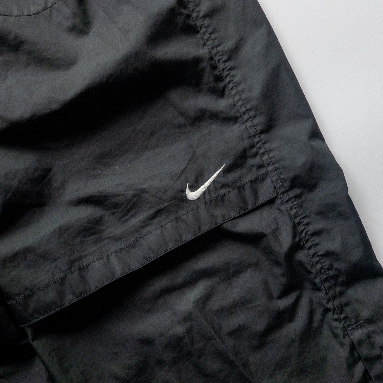 NIKE light weight shell pants