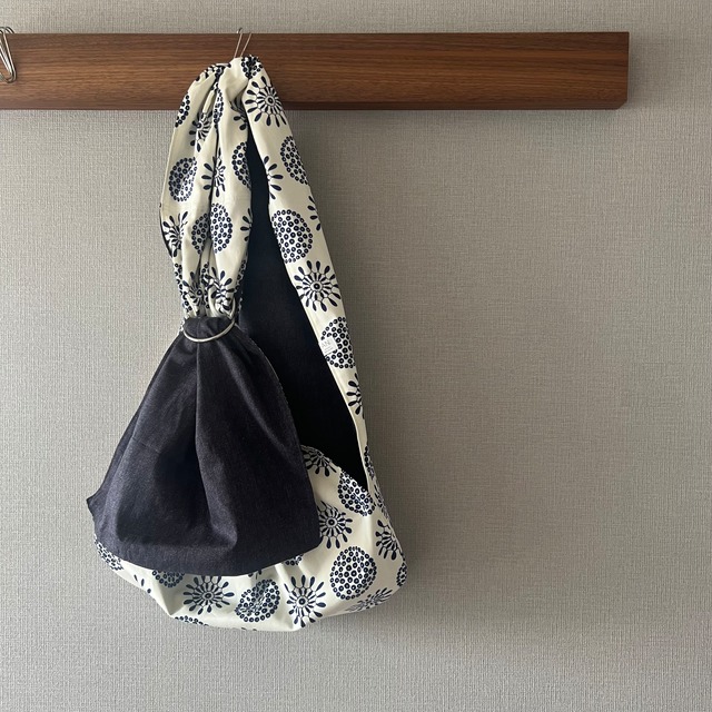 【Chulco】ペットスリング☆ツイル北欧調ポタリー【AN.023bg-13】リバーシブル