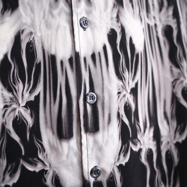 smoke art scull graphic loose h/s shirt