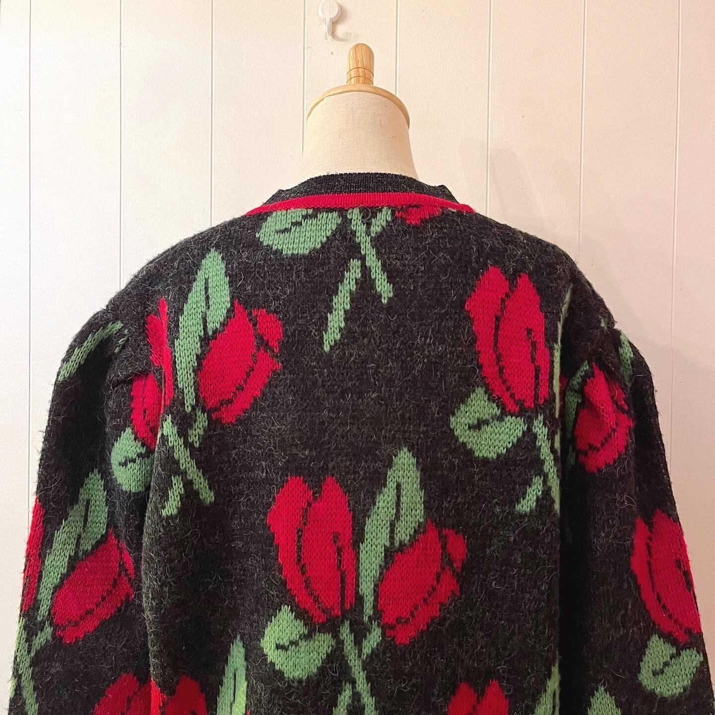 tulip jacquard knit cardigan