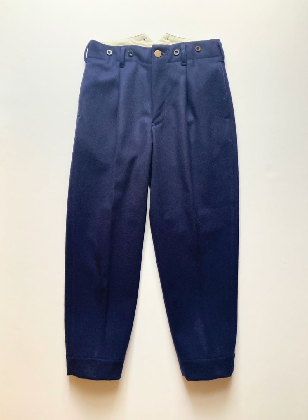 ✨️松ケン ✨️ ✴️ NAVY✴️ Name: 小林柚葉⁠ ⁠ Top: #VIVIANO⁠ Bottoms: #vintage⁠ Bag