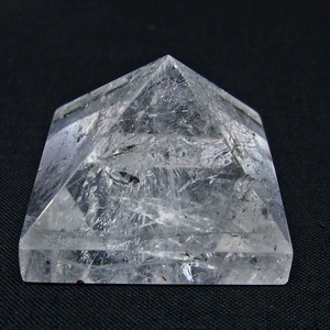 水晶 ピラミッド置物 一点物 145-1027