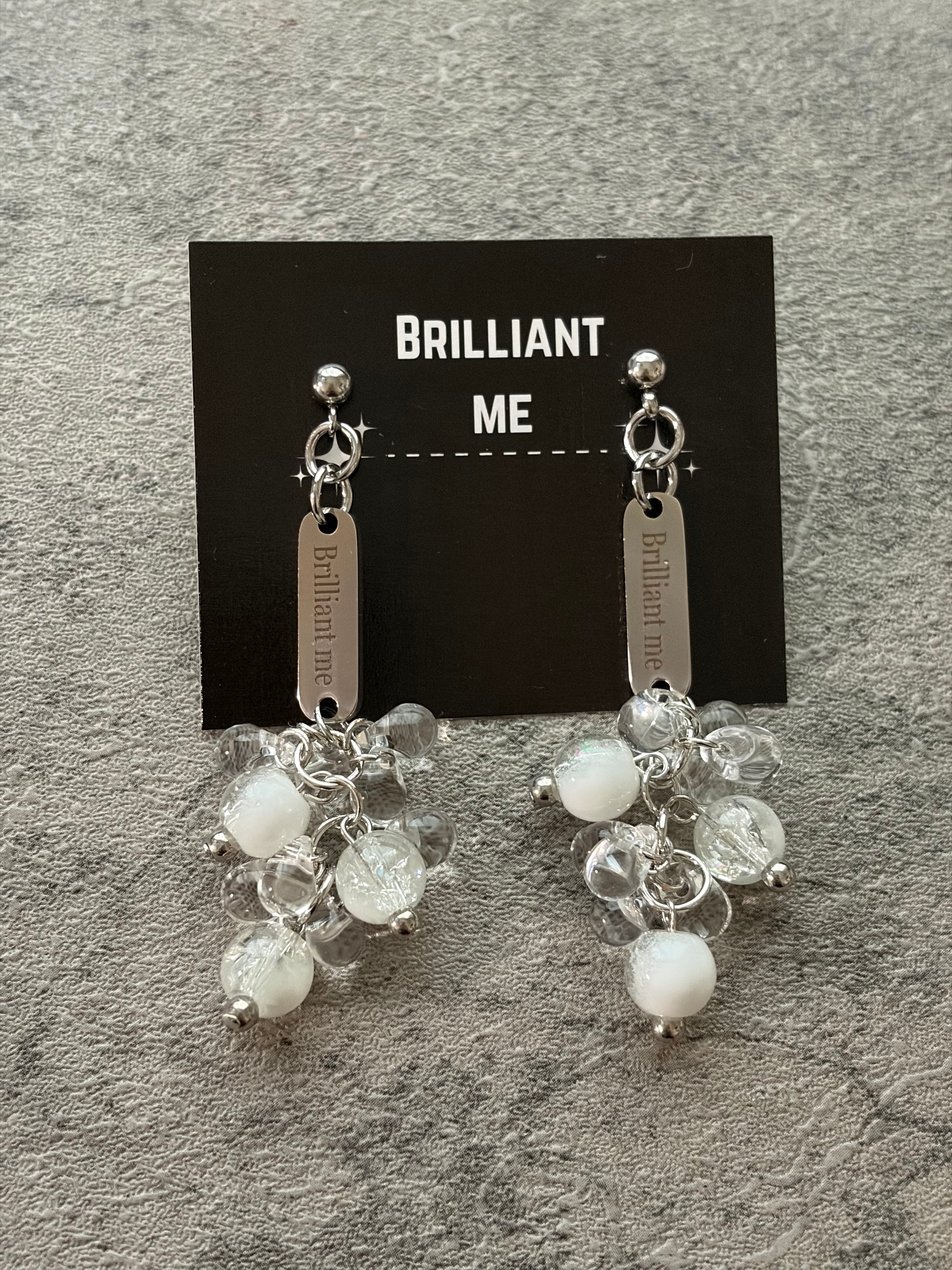 〈White〉BMジャラピアス
