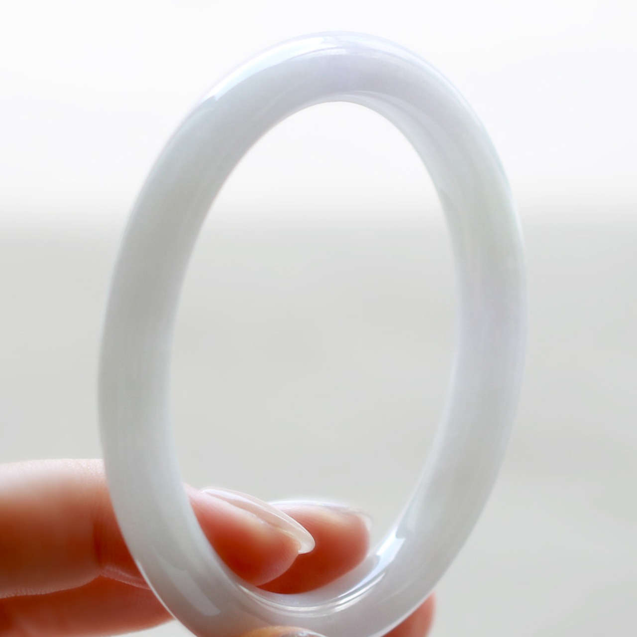 【内径 約56.8mm 】貴重なラベンダー翡翠バングル！A貨翡翠 jd_bg1288