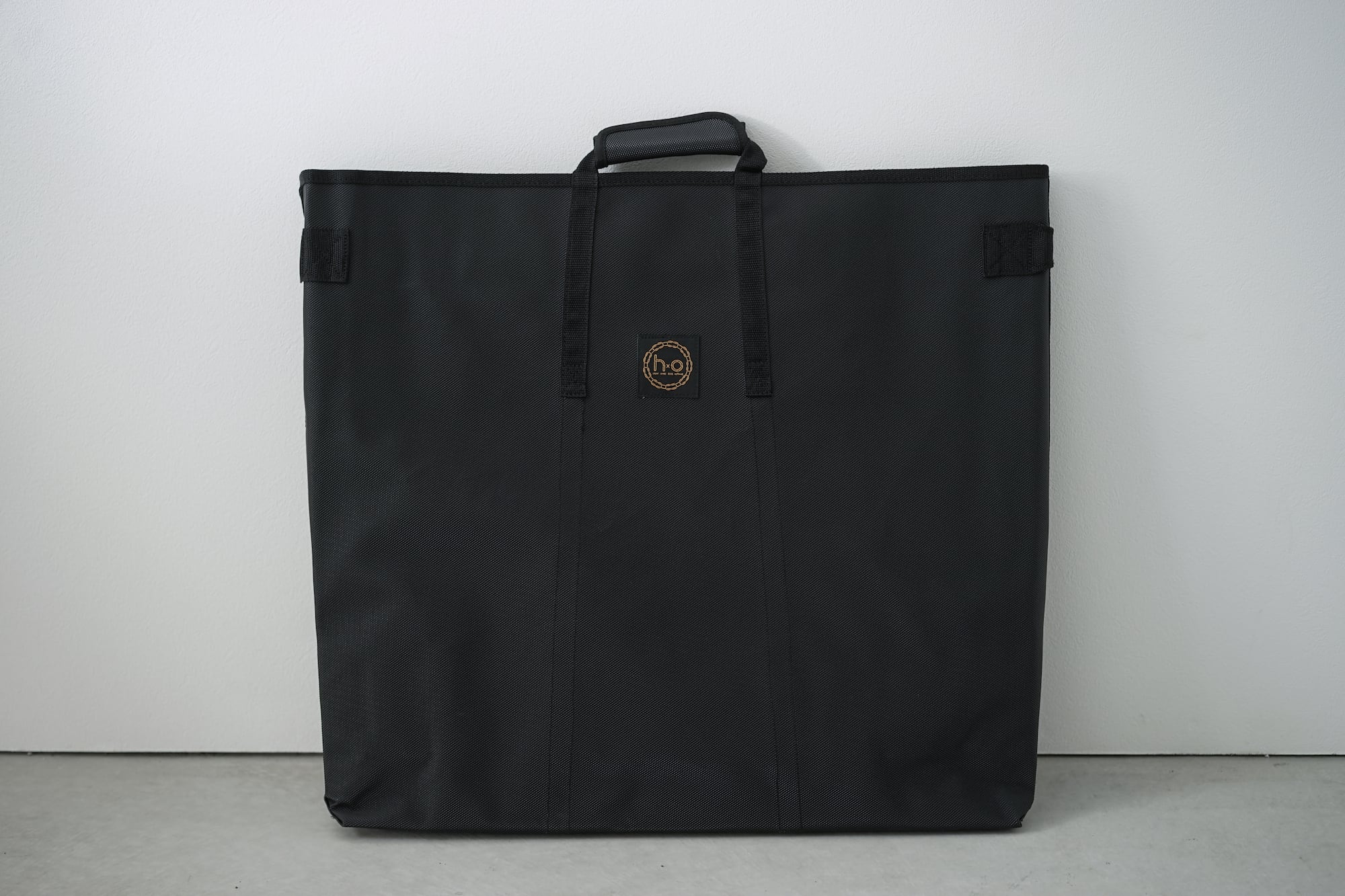 hxo Carry Bag Black | hxo design jp powered by BASE