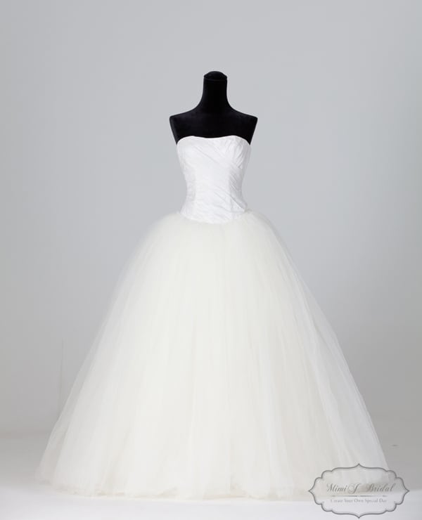 White by Vera Wang ふんわりバレリーナドレス | MimiJ Bridal