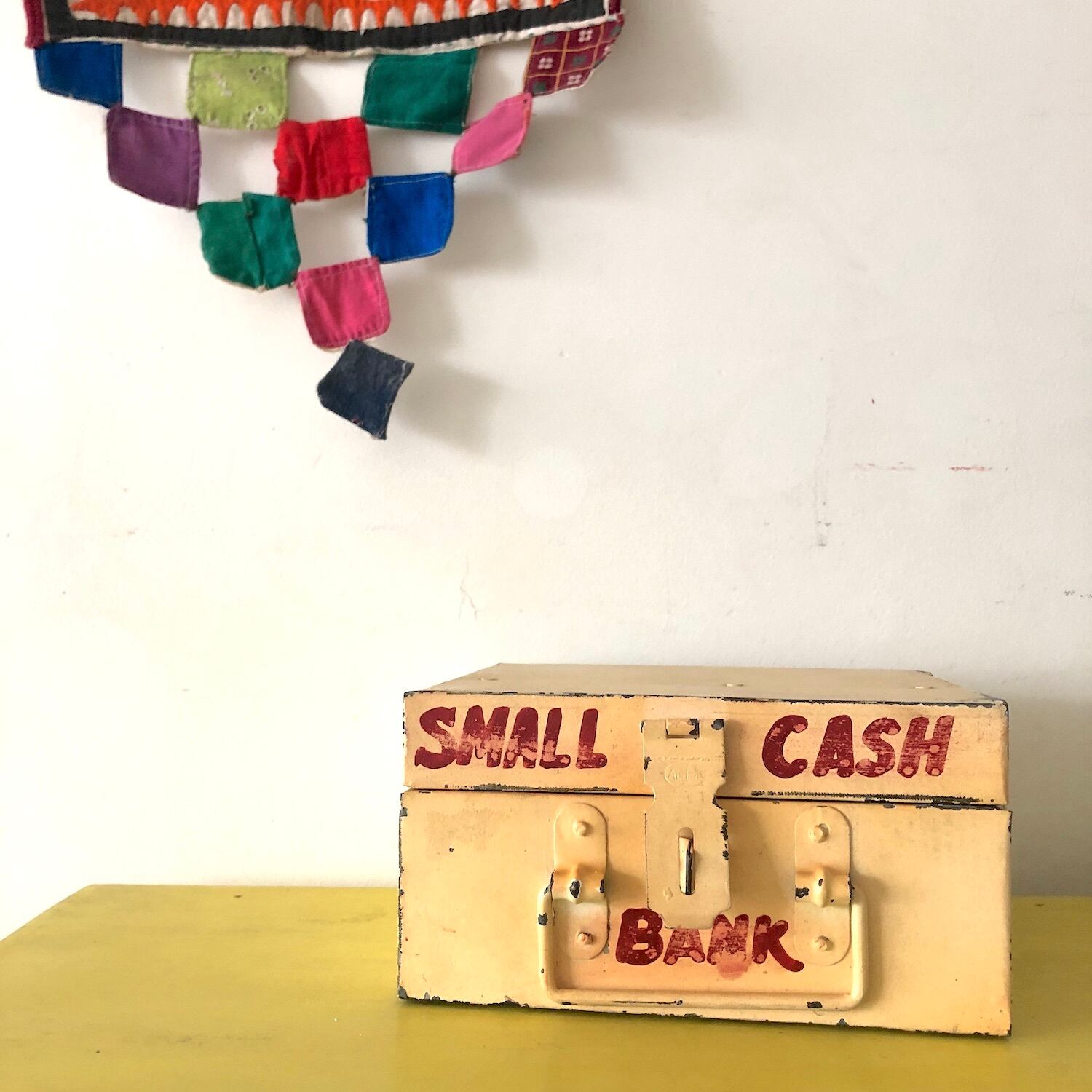 SMALL CASH BANK BOX