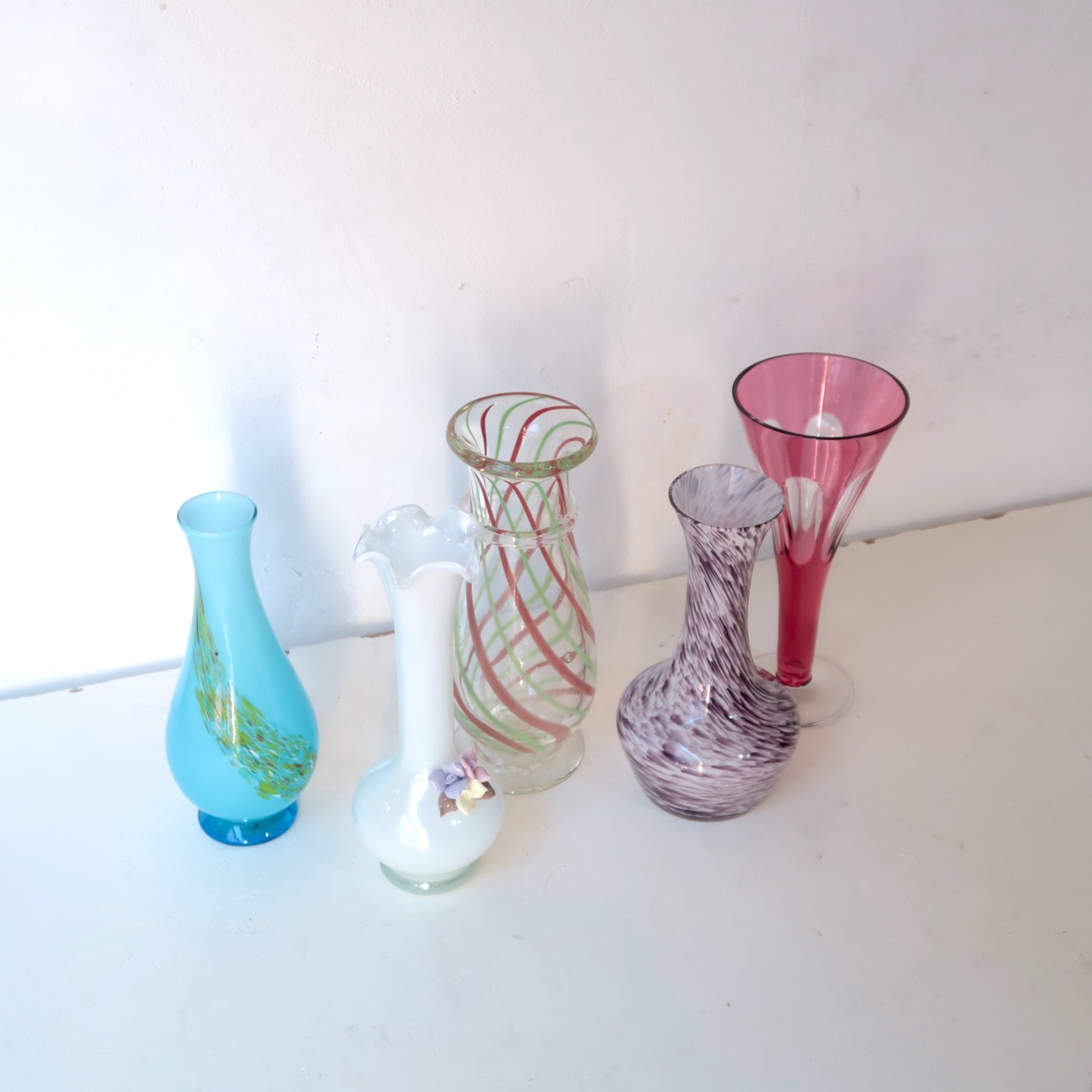 朝顔のような切子の花瓶