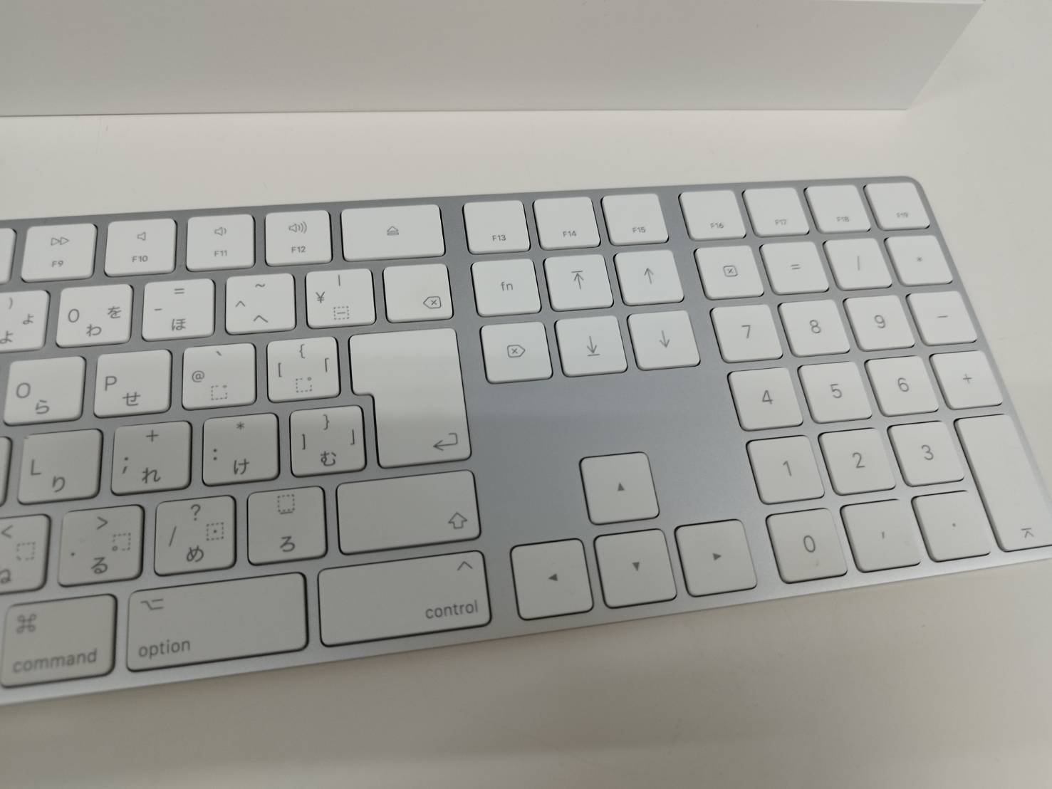 良品】Apple Magic Keyboard/テンキー付き/日本語配列(A1843) Magic