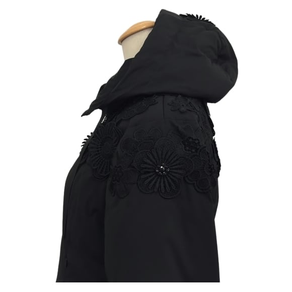 スーパービューティー ダウンコート レース 花モチーフ付 フード