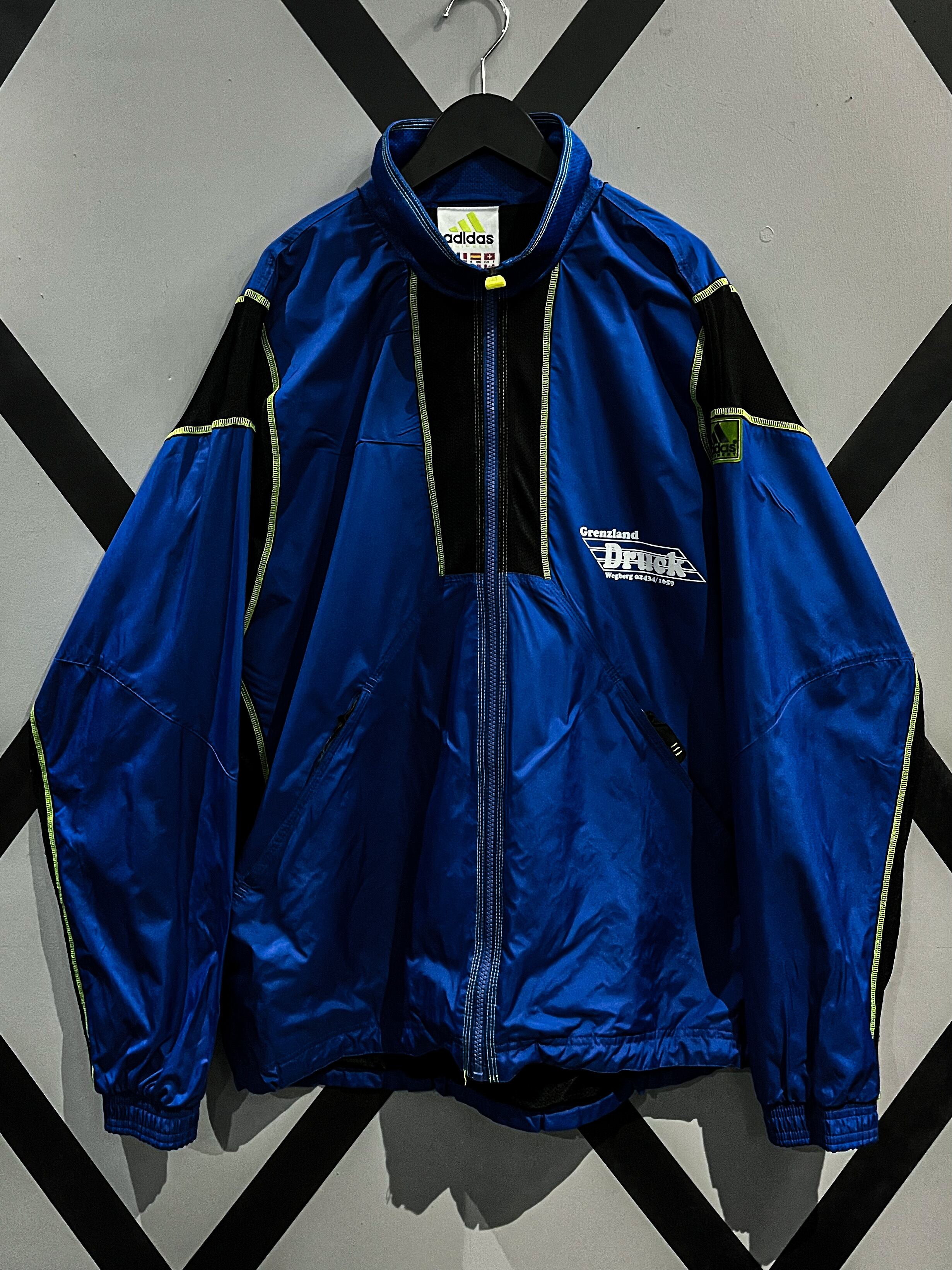 X VINTAGE】
