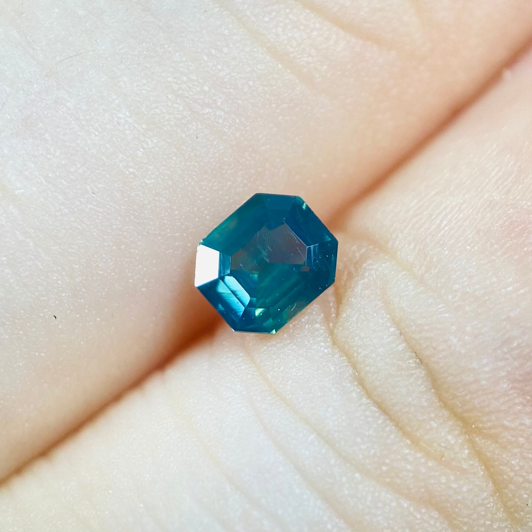 シルキーイケメンサファイア