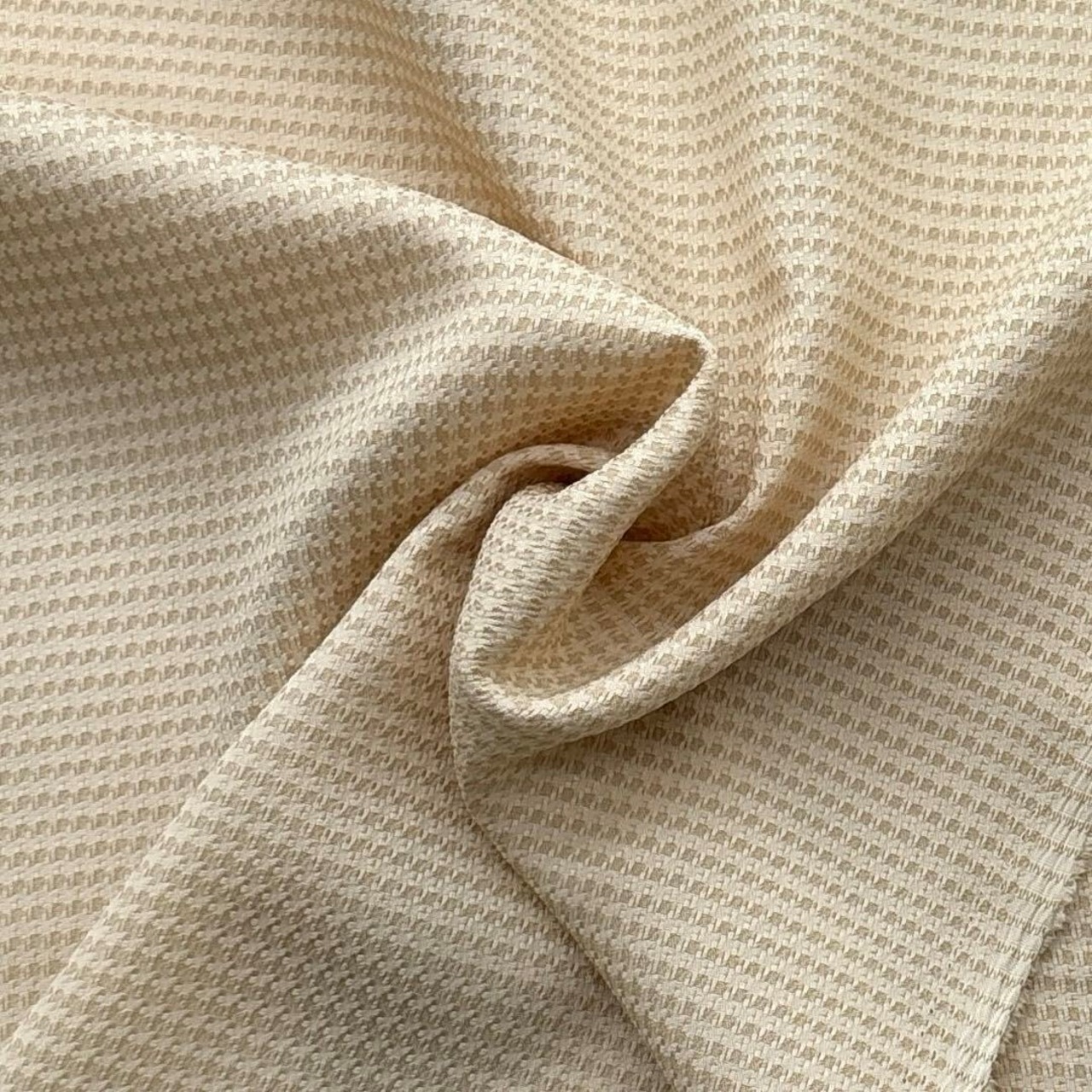 TC417◆3ｍ◆L◆ポリエステル100％ジャガード生地◆柄物◆アイボリー