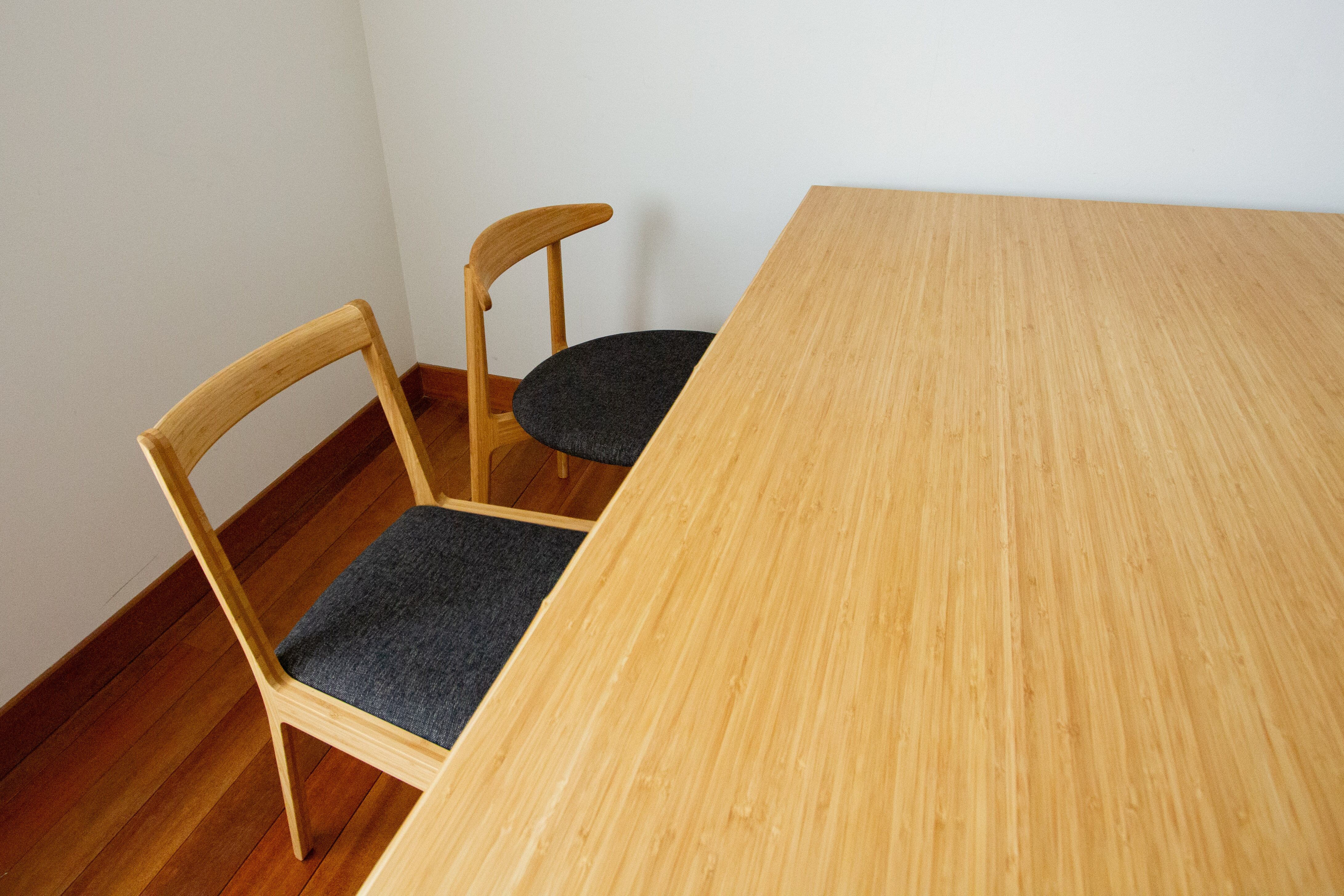 涼やかな竹の天板に癒される、ダイニングテーブル」 竹材/ダイニング