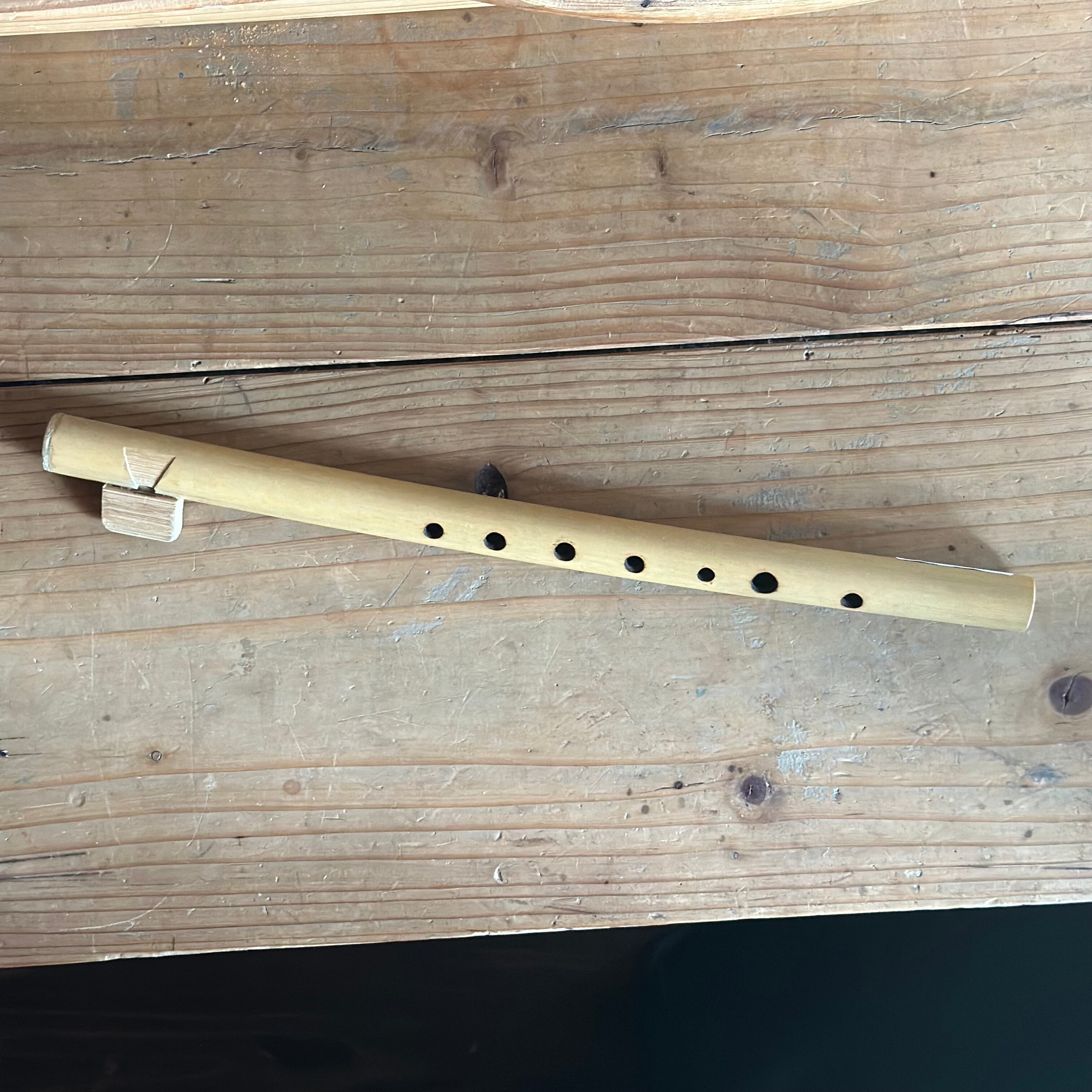 すぐに鳴らせる民族楽器 マダガスカルの竹笛［sodina］ | HEIRLOOM