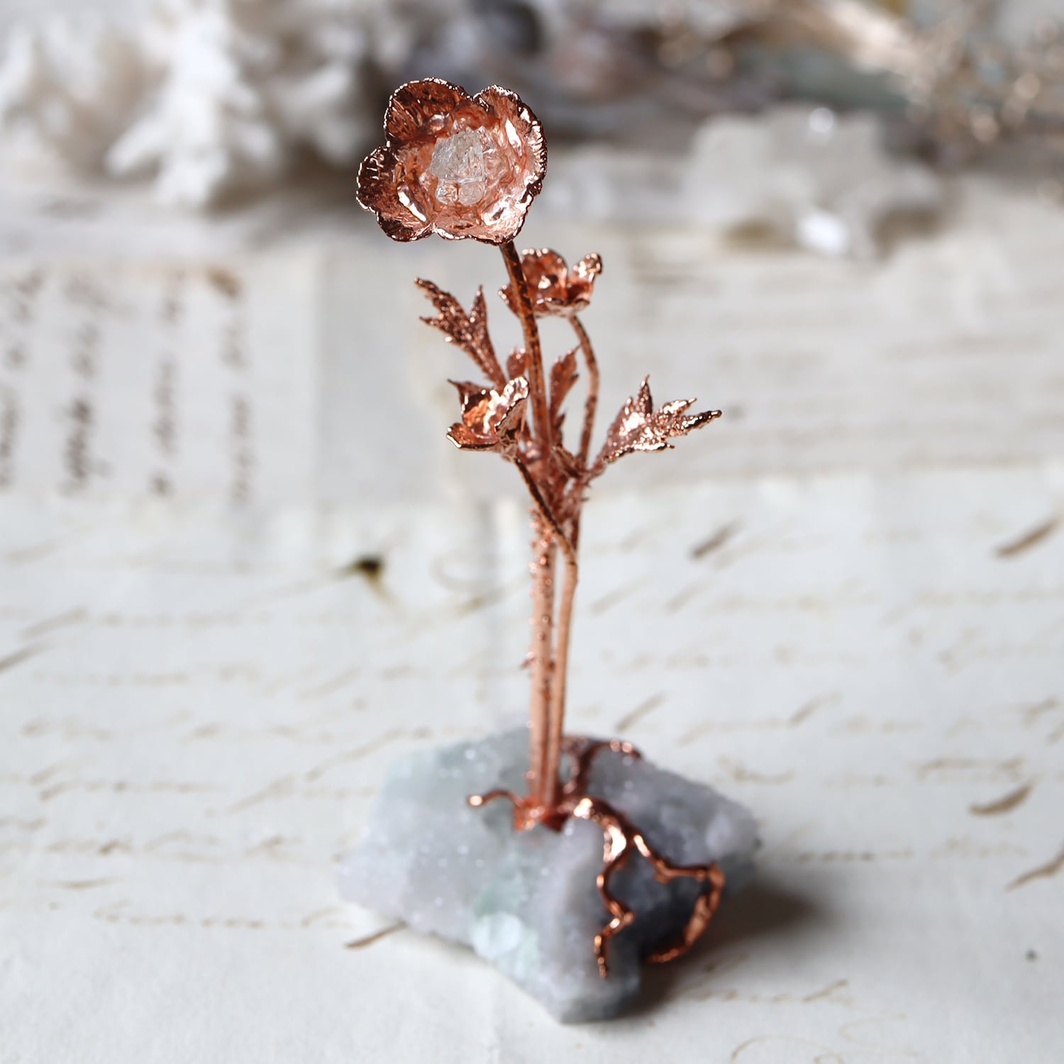 【花石】フローライト/ドゥルージークォーツとナガミヒナゲシ