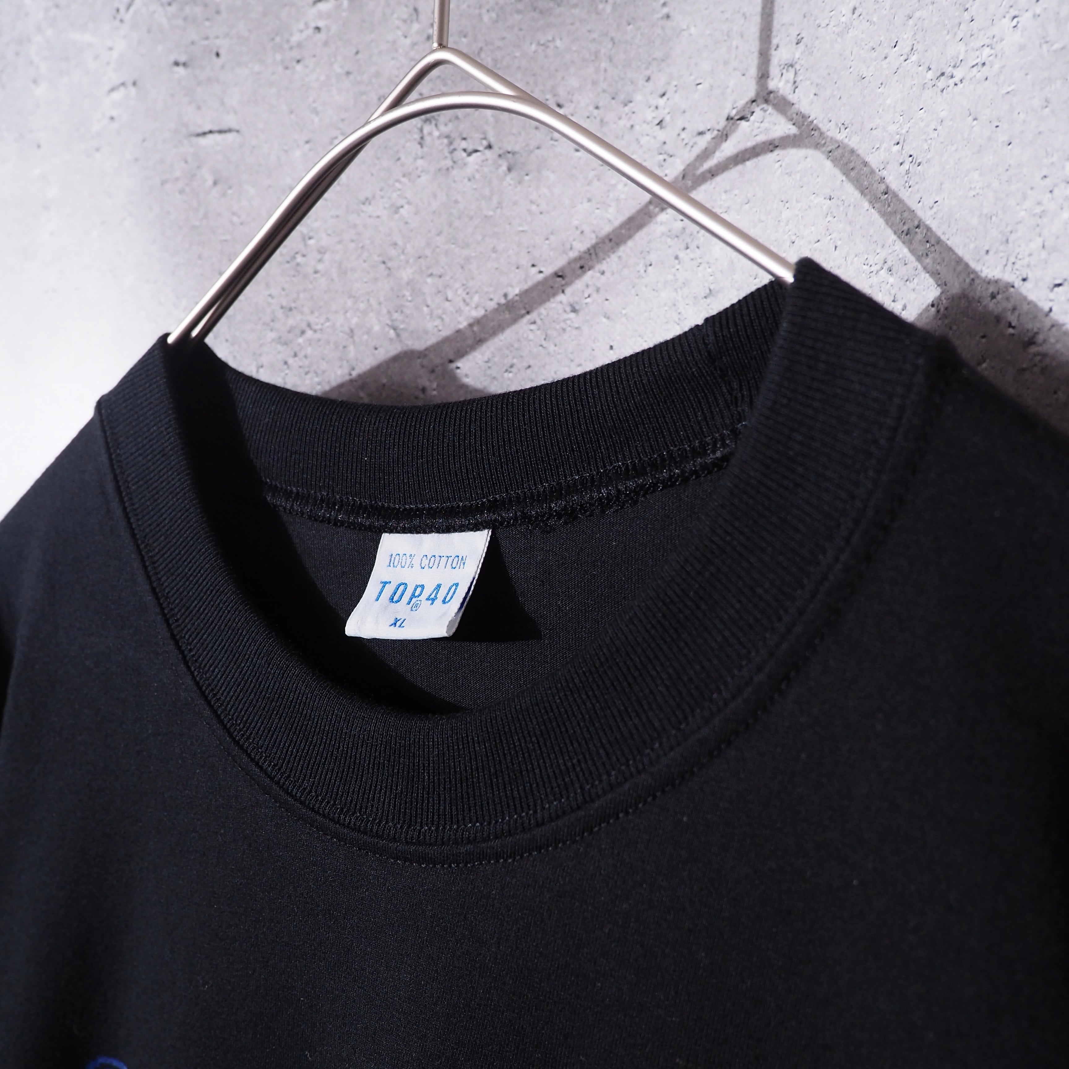 " 電影試片室 - MUSIC TELEVISION " printed Tee