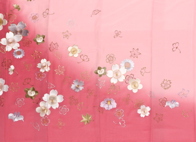ピンク刺繍