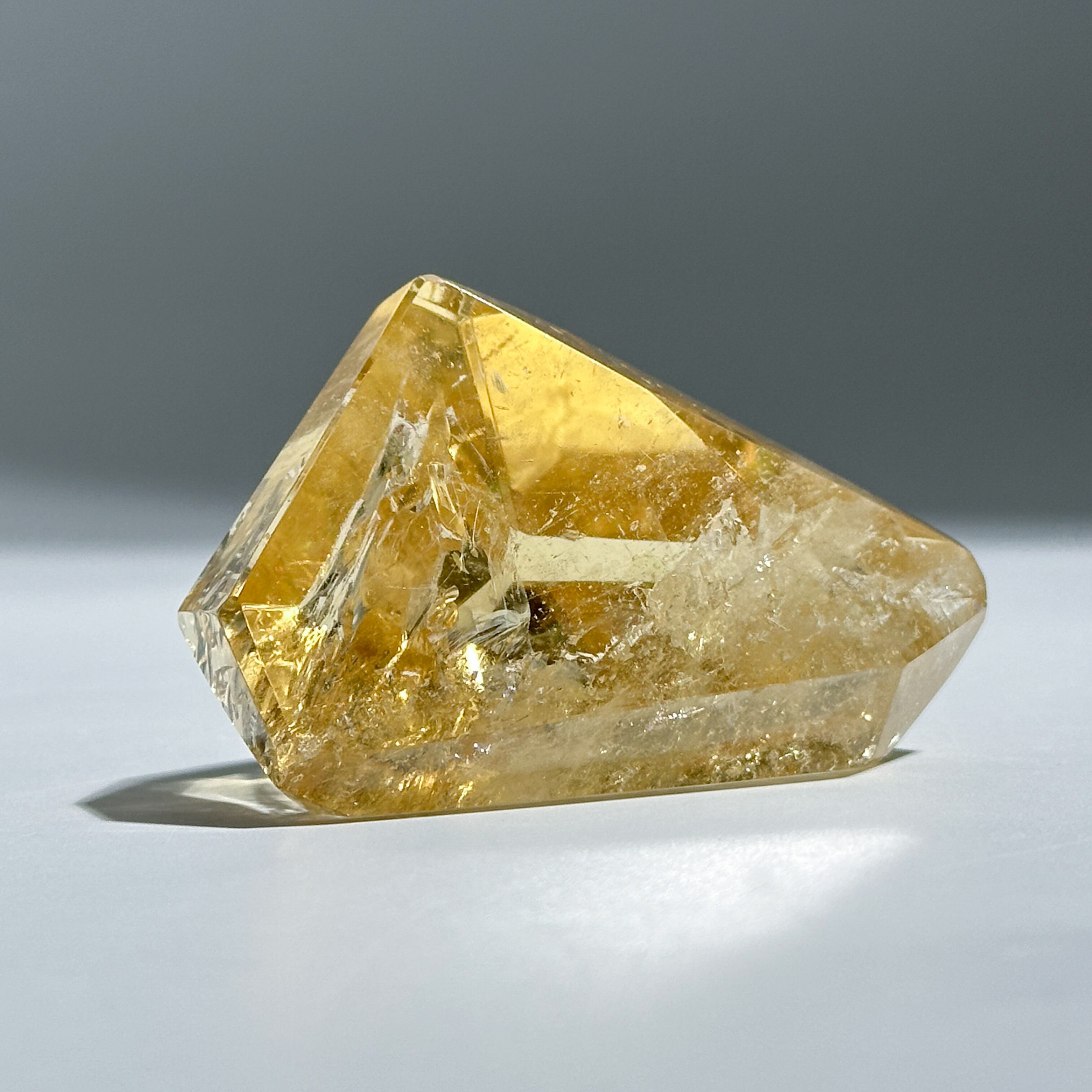 虹◎シトリン（黄水晶） フリーフォーム56◇ Citrine ◇ 天然石