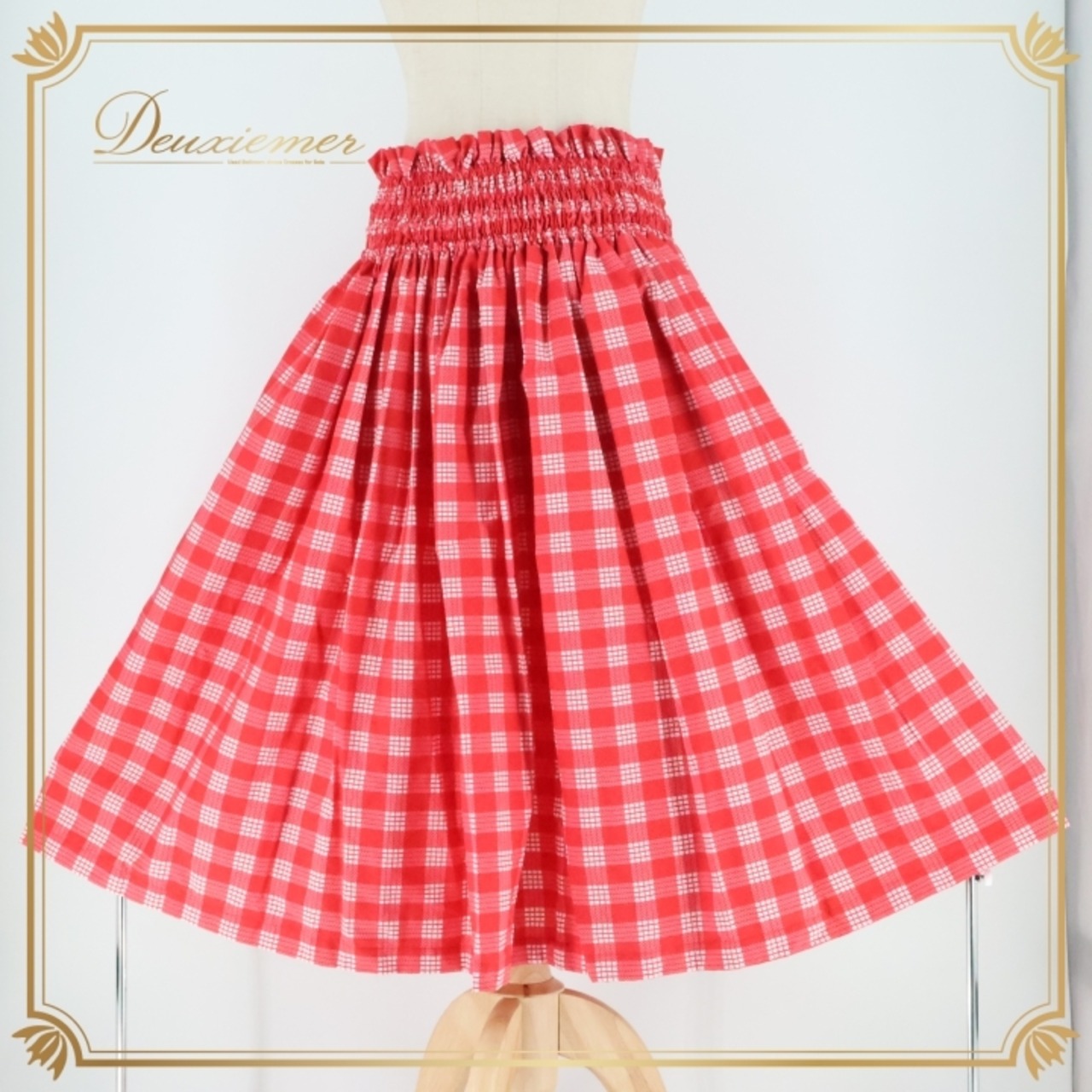 フラダンス 衣装 パウスカート レッド系 ホワイト系 ツーカラー チェック柄 シングル シンプル かわいい 華やか 鮮やか 明るい 目を引く 赤 白 ハワイアン アロハ ハワイアンプリント フラ ダンス レッスン 練習 キュート ダンス衣装 おしゃれ