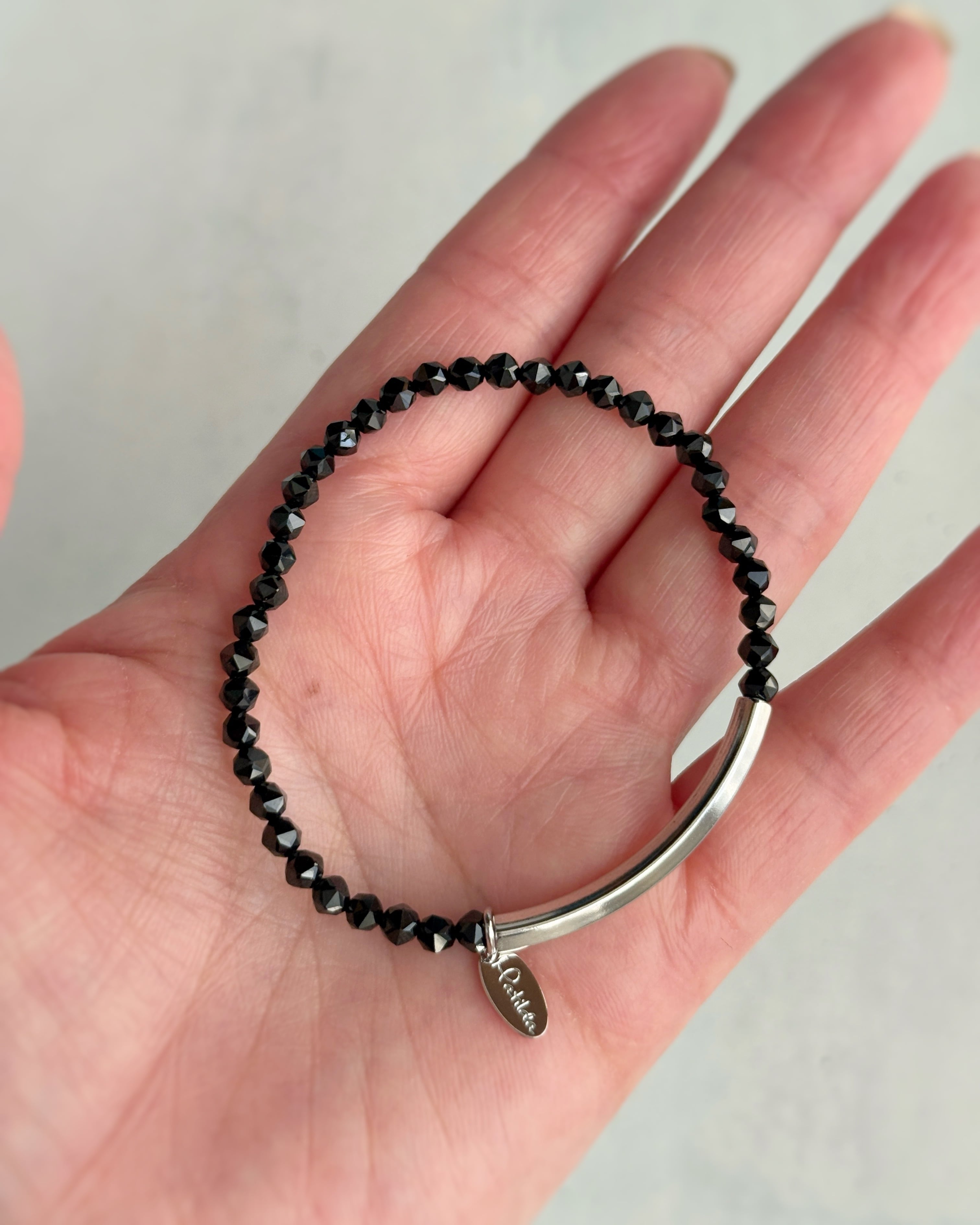 Tube & stone bracelet(ブラックスピネル)