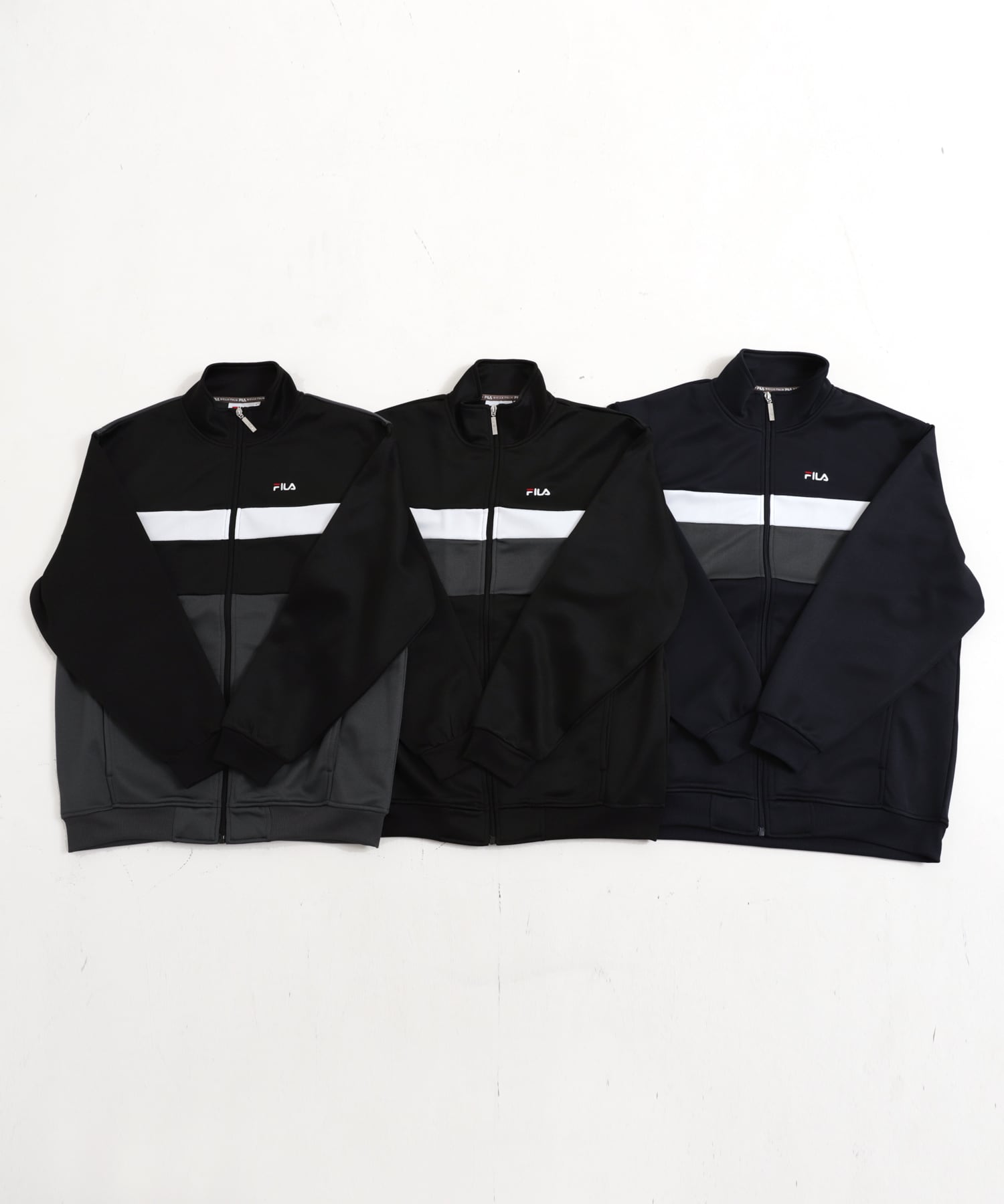 ユニセックス向けのブランドをメインにした、カジュアルな洋服や服飾