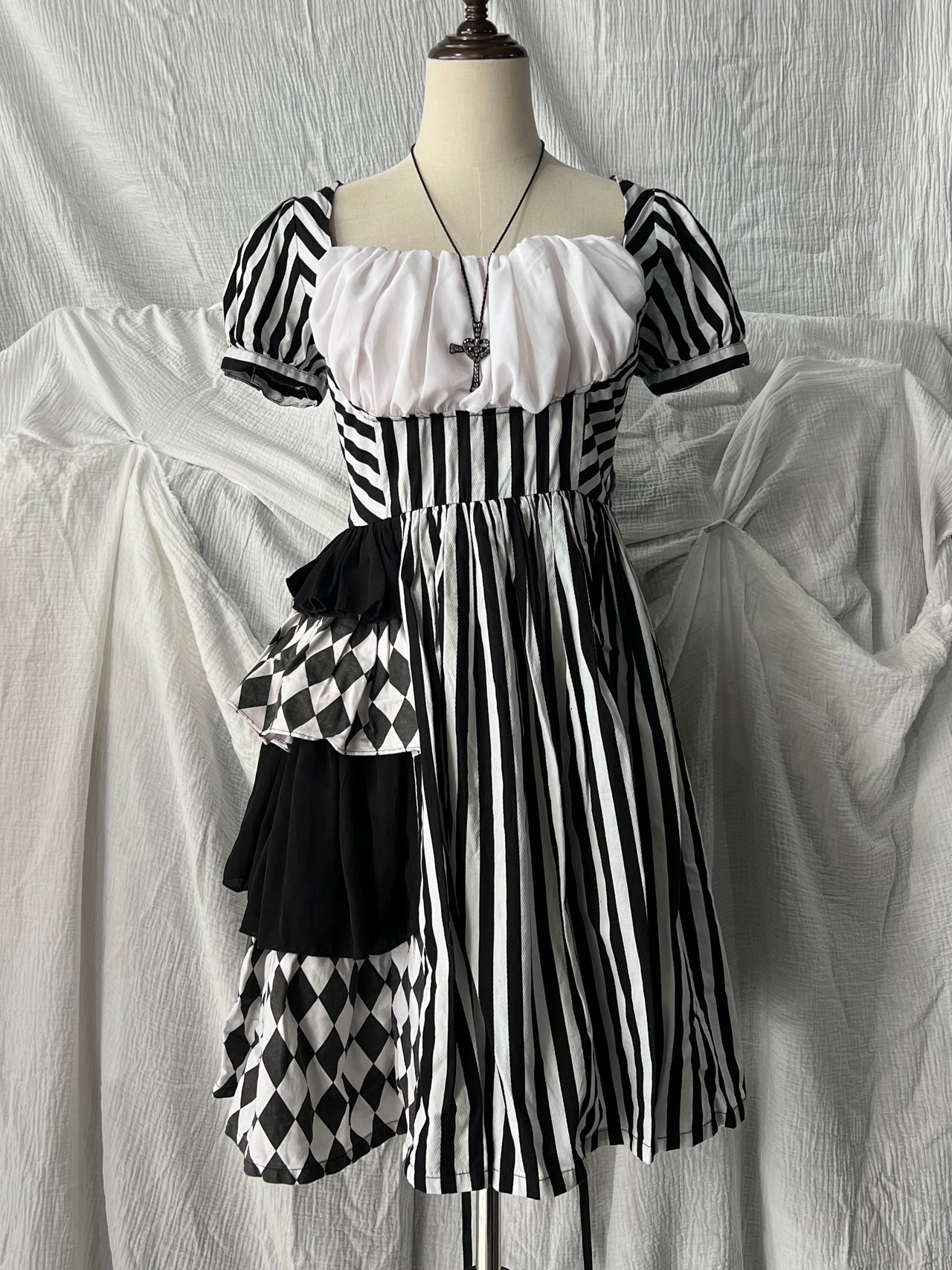 "unknown" Stripe Dark Lolita Dress
